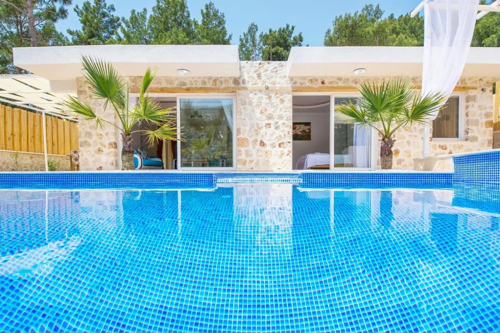 TY 155 Villa Miracle görsel 1