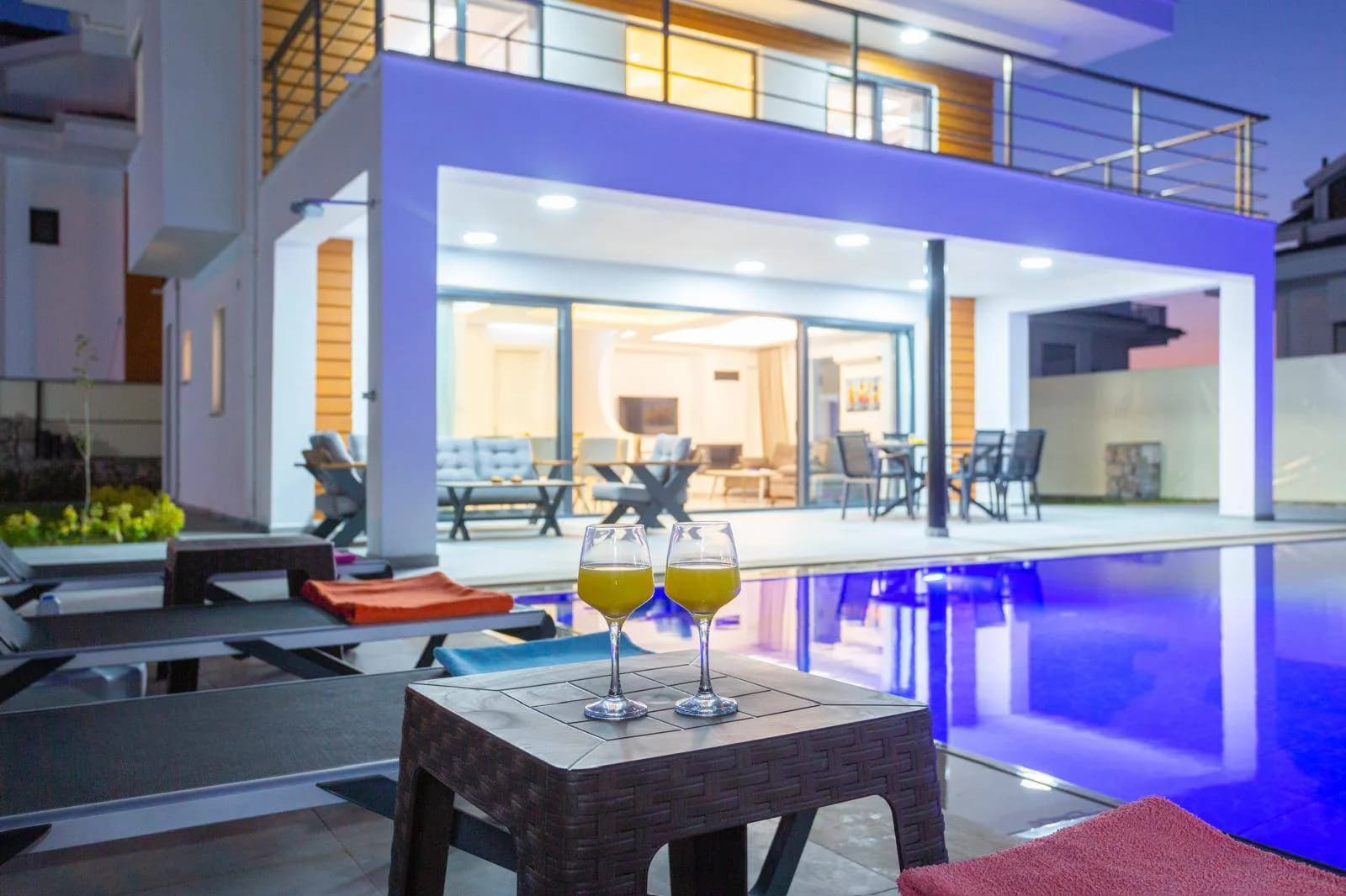 Fethiye Ölüdeniz'de Sakin Konumda, Özel Havuzlu, Konforlu Villa görsel 3