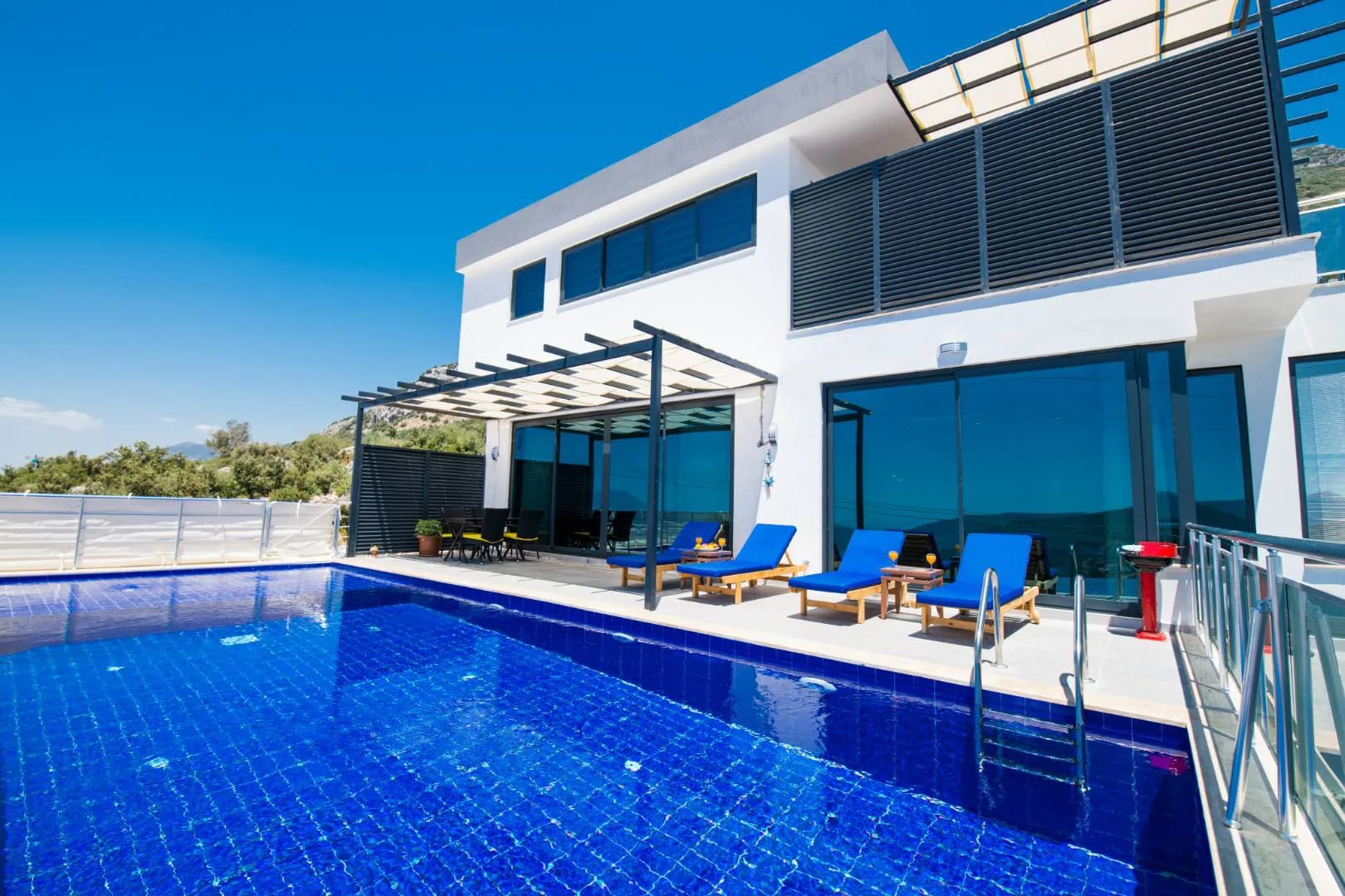 Kaş İslamlar'da Muhteşem Deniz Manzaralı, Özel Havuzlu, Jakuzili Villa görsel 2