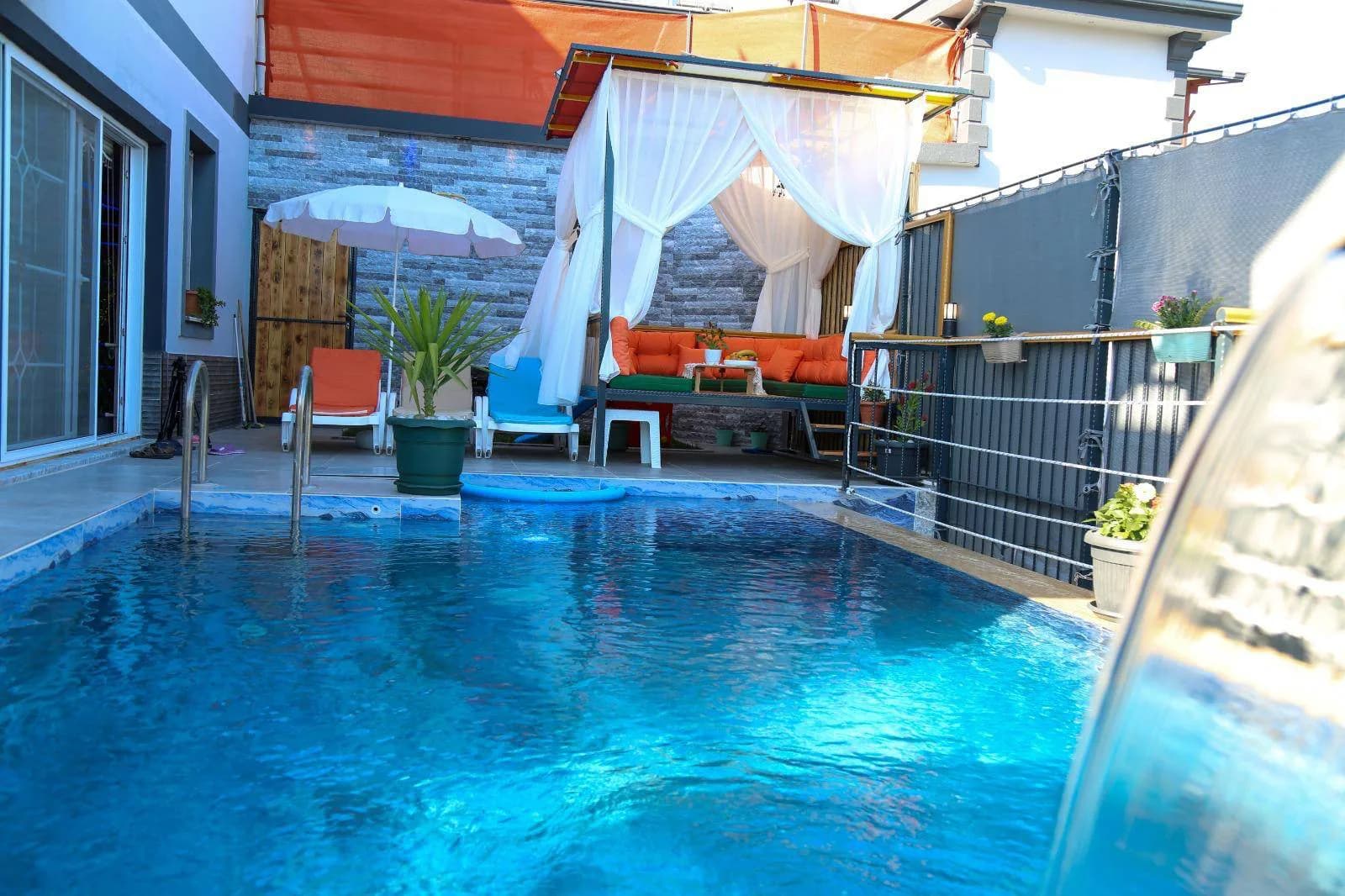 Fethiye Karaçulha'da Doğa İçerisinde, Özel Havuzlu, Konforlu Villa görsel 2