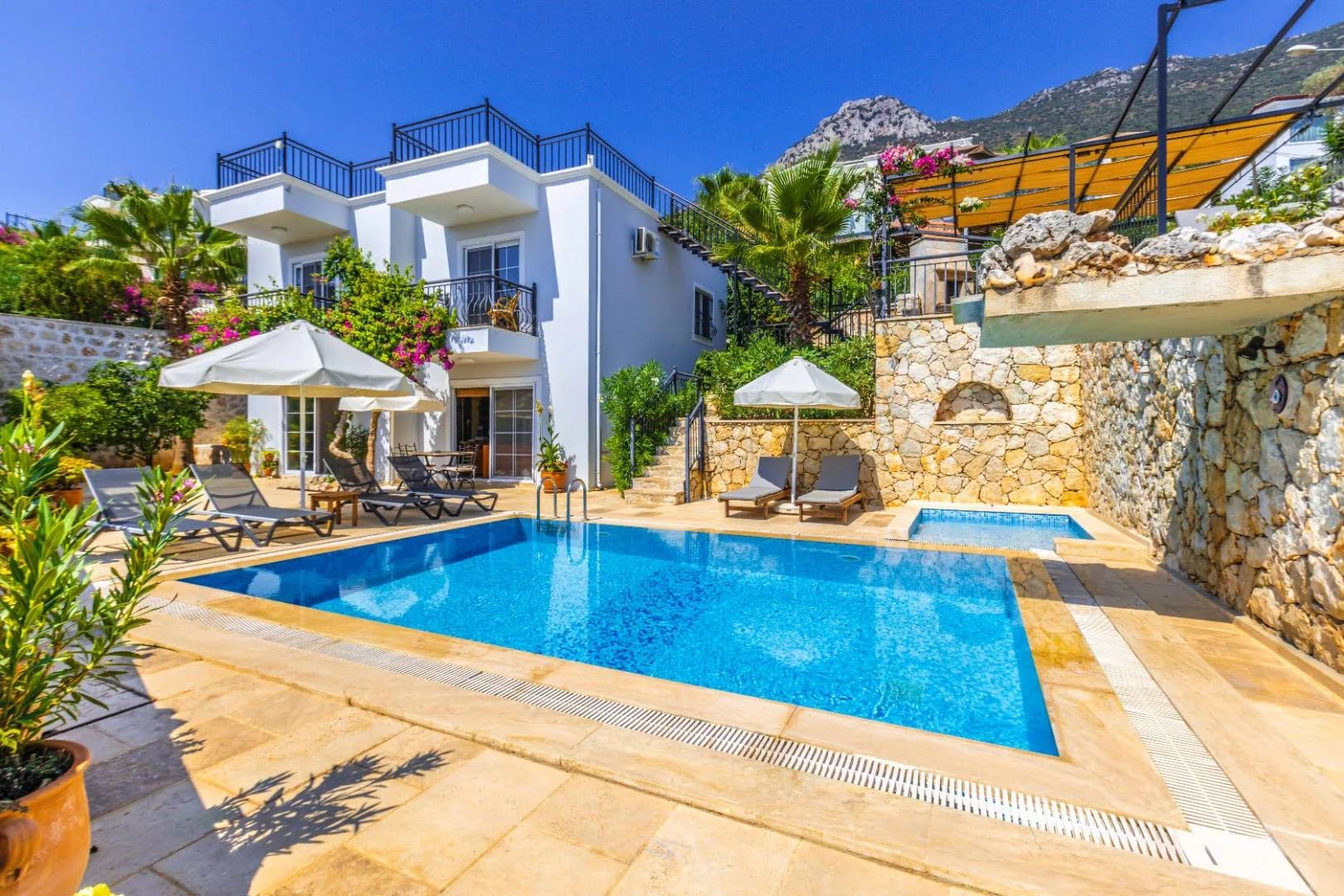Kaş Kalkan'da Doğayla Baş Başa, Özel Havuzlu, 8 Kişilik Villa görsel 1