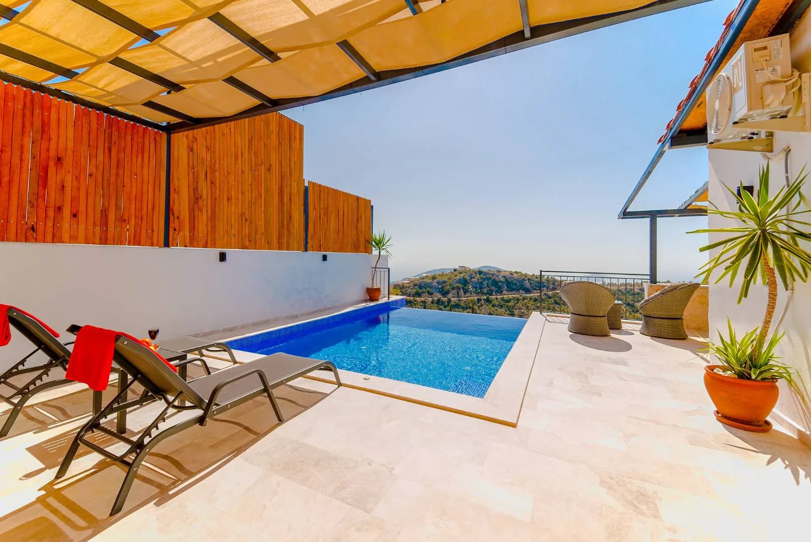 Kaş Bezirgan'da Balayı Çiftlerine Uygun, Özel Havuzlu, Kiralık Villa görsel 2