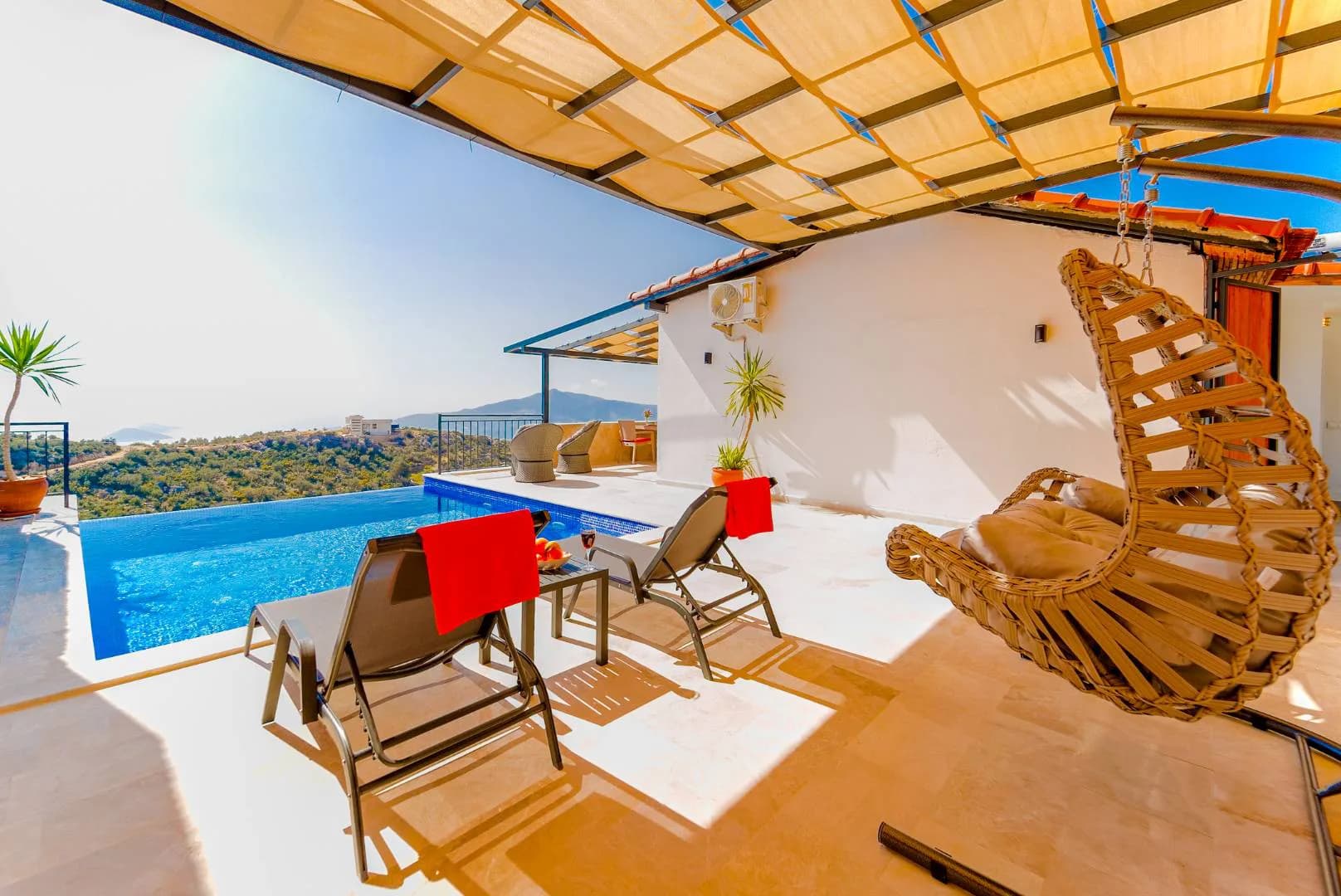 Kaş Bezirgan'da Balayı Çiftlerine Uygun, Özel Havuzlu, Kiralık Villa görsel 1
