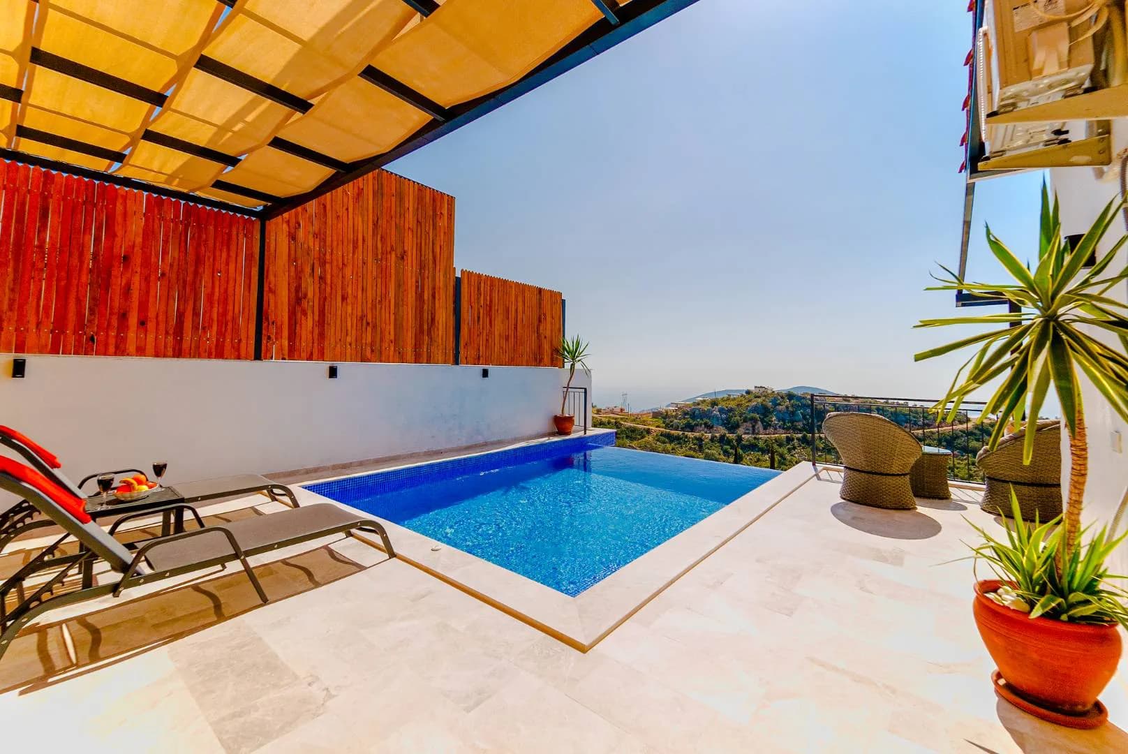 Kaş Bezirgan'da Balayı Çiftlerine Uygun, Özel Havuzlu, Kiralık Villa görsel 3
