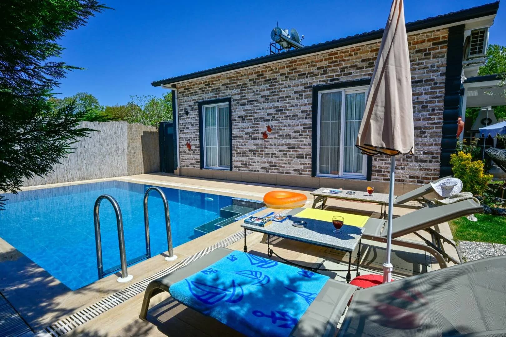 Fethiye Kayaköy'de Yeşillikler İçinde, Özel Havuzlu, Korunaklı Villa görsel 1