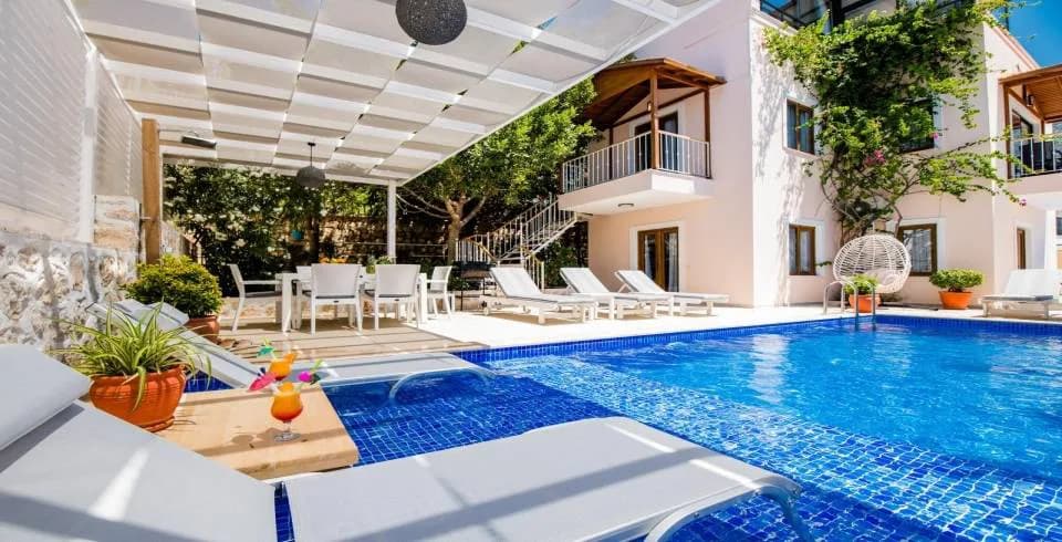 Kaş Kalkan'da Merkezi Konumda, Özel Havuzlu, 6 Kişilik Villa görsel 2