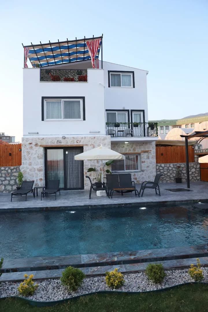 Kaş Çavdır'da Enfes Doğada, Özel Havuzlu, Çocuk Oyun Alanlı Villa görsel 1