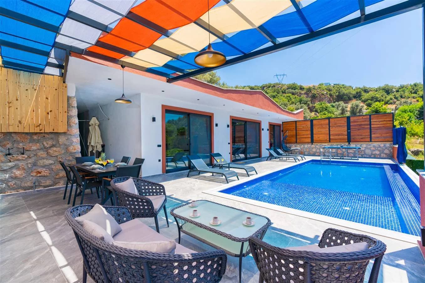 Kaş İslamlar'da Çekirdek Ailelere Uygun, Modern Tasarımlı Villa görsel 3
