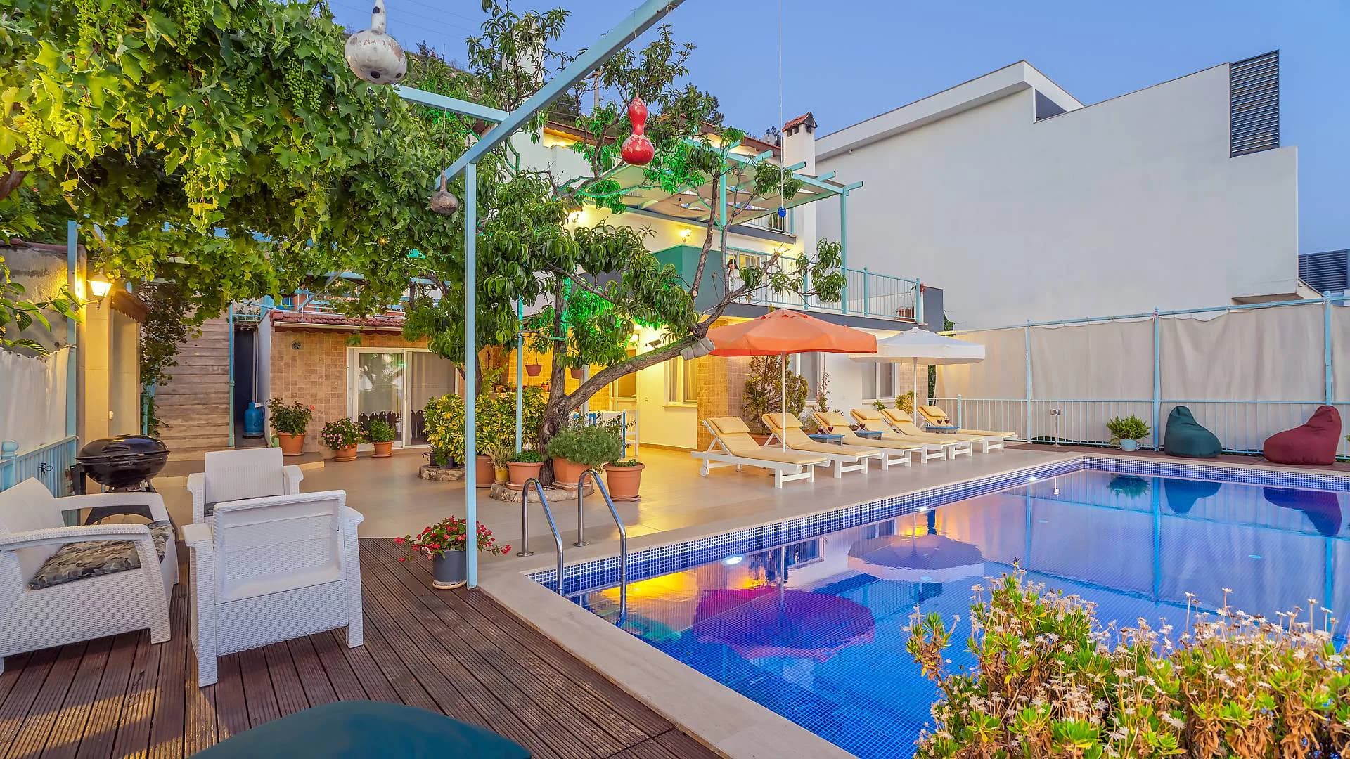 Kaş Üzümlü'de Yeşilliklerle Dolu Doğada, Özel Havuzlu, 3+1 Villa görsel 2