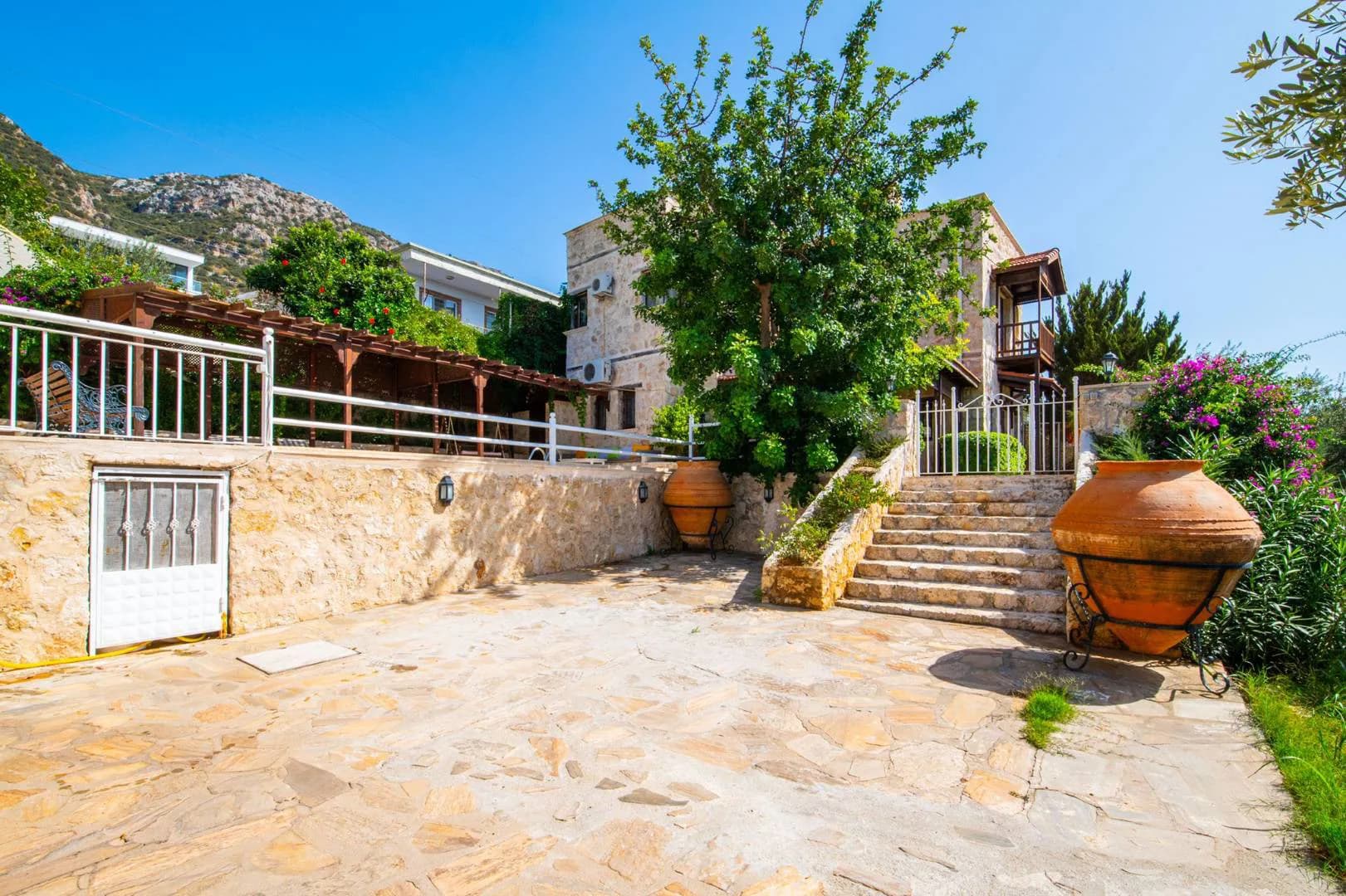 Kalkan Kördere'de Nezih Konumda, Özel Havuzlu, Kiralık Villa görsel 2