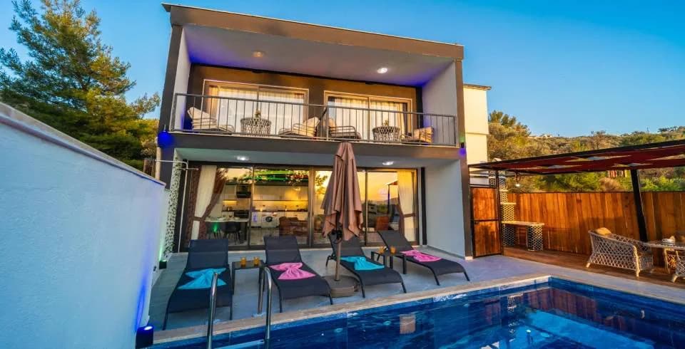 Kaş İslamlar'da Doğayla İç İçe, Özel Havuzlu, 2+1 Kiralık Villa görsel 1