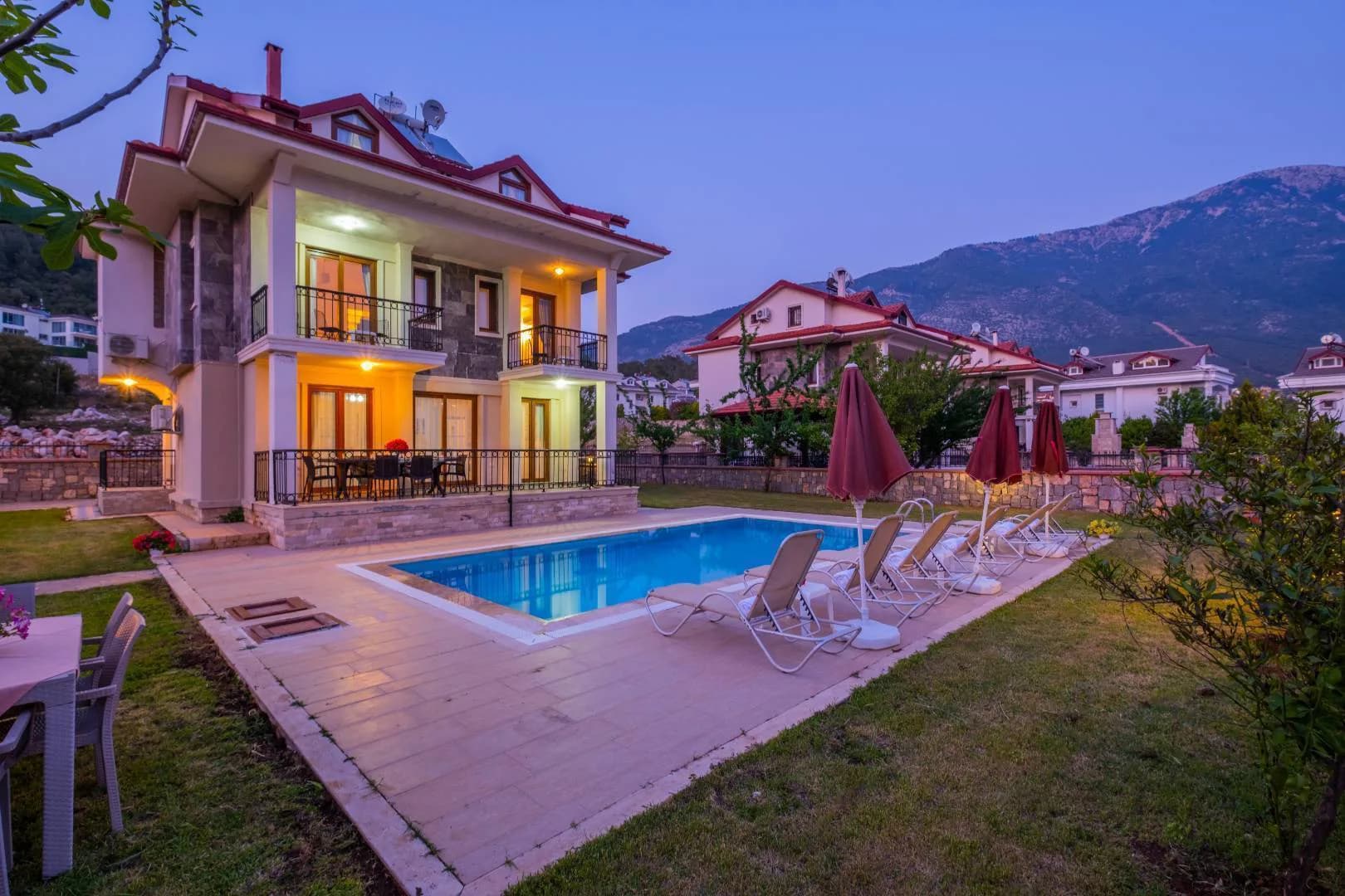 Fethiye Ölüdeniz'de Muhteşem Doğa Manzaralı, Özel Havuzlu, Lüks Villa görsel 1
