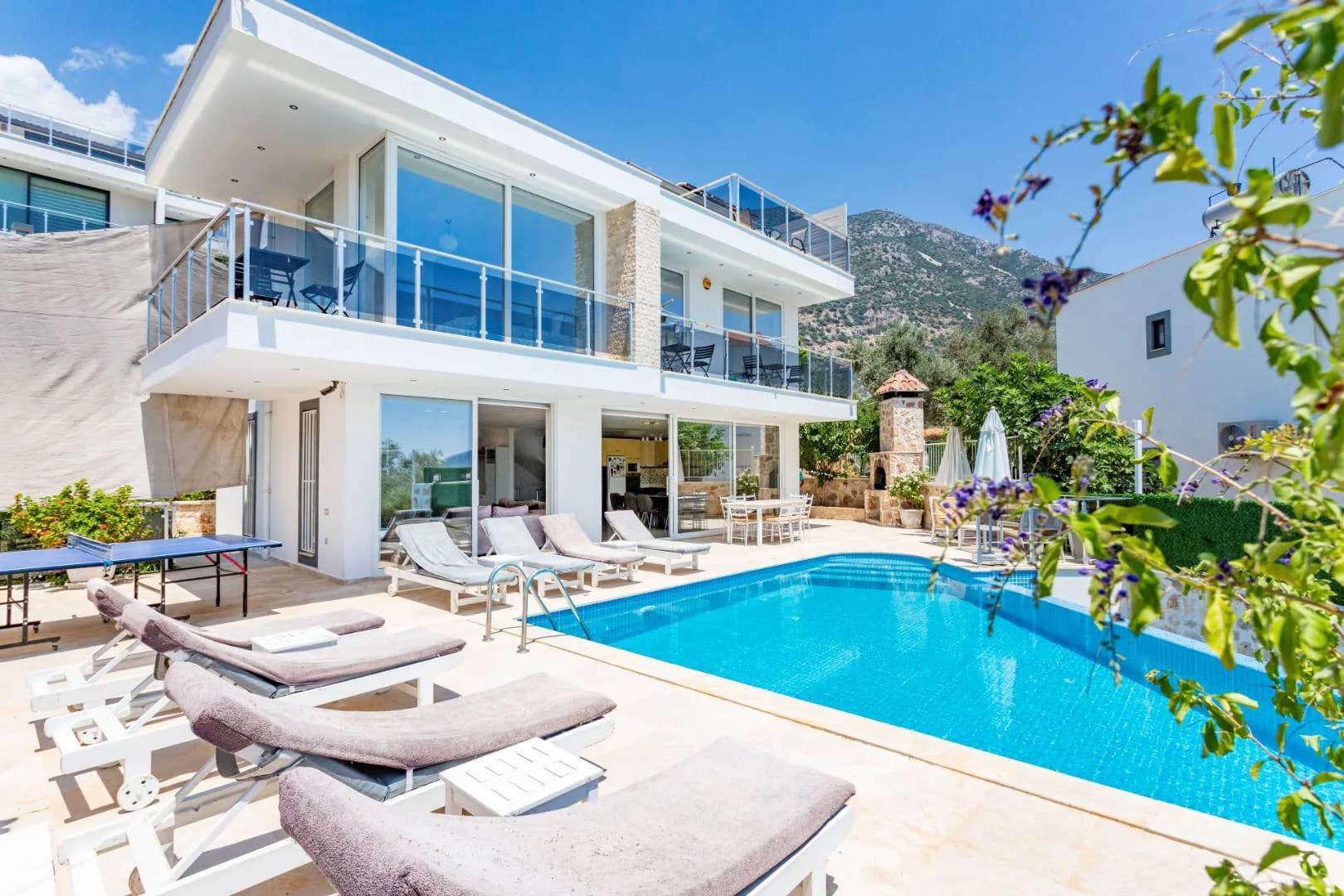 Kaş Kalkan'da Doğa ve Deniz Manzaralı, Özel Havuzlu, Lüks Villa görsel 1