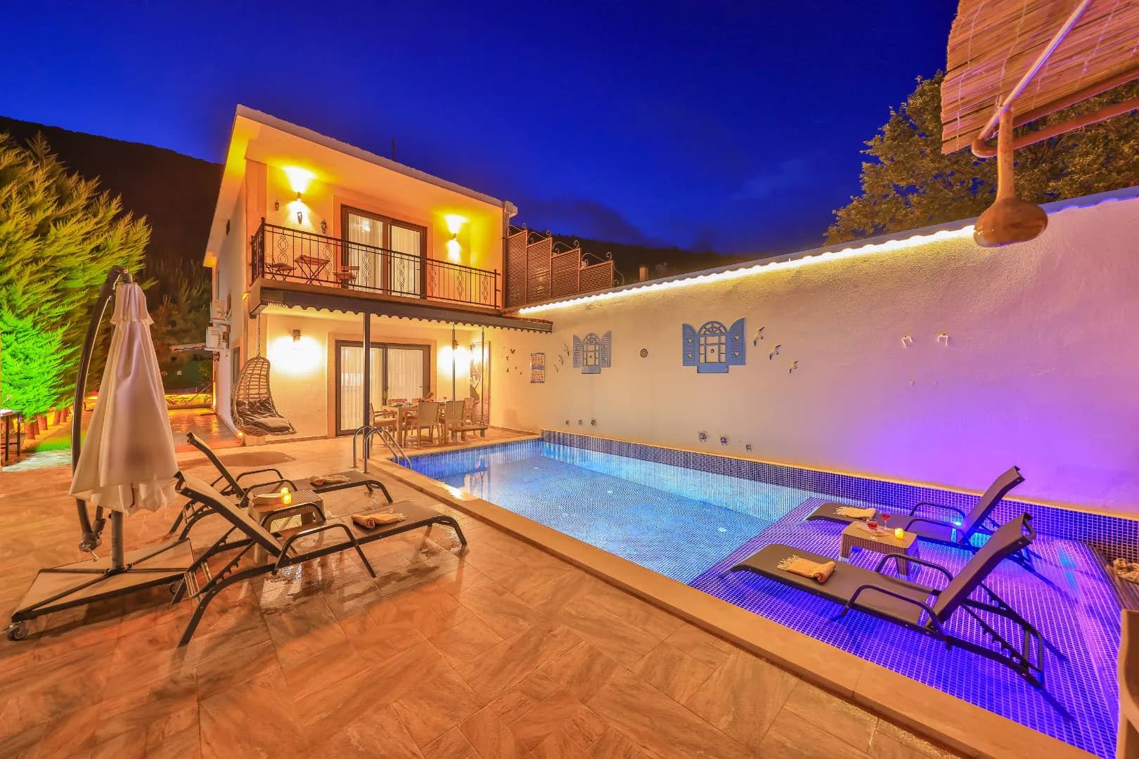 Kaş Çukurbağ'da Merkeze Yakın Konumda, Özel Havuzlu, Lüks Villa görsel 1
