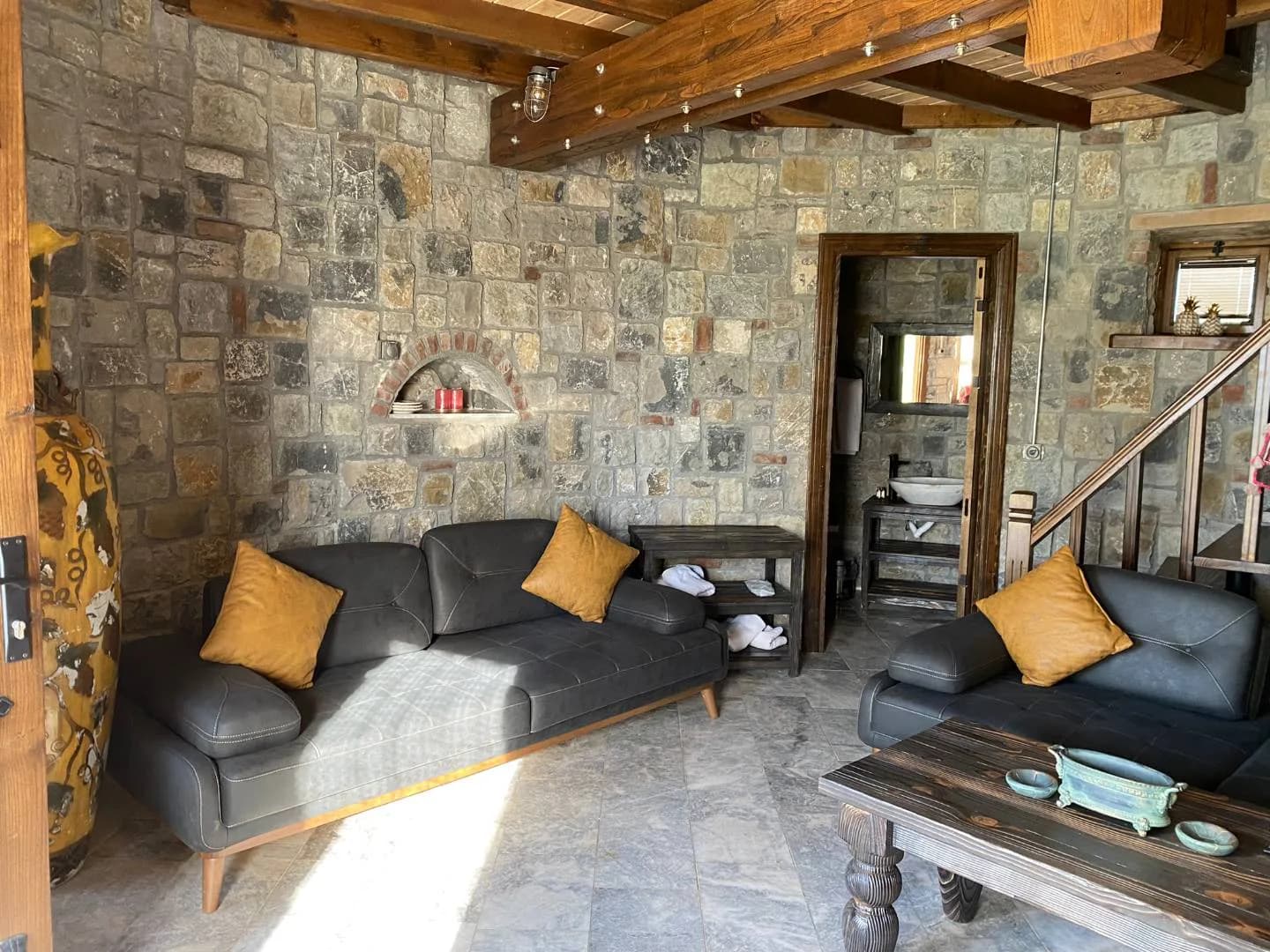 Sapanca Yanık'ta Doğanın Kucağında, Tesis İçerisinde, Kiralık Taş Ev görsel 2