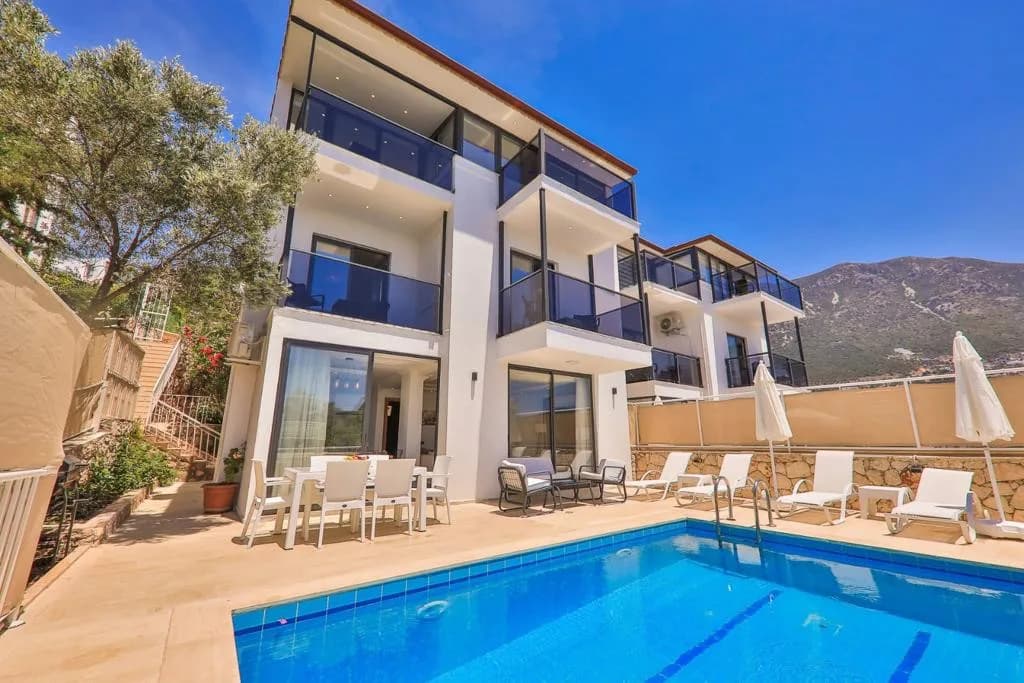 Kaş Kalkan'da Deniz Manzaralı, Özel Havuzlu, 6 Kişilik Lüks Villa görsel 1