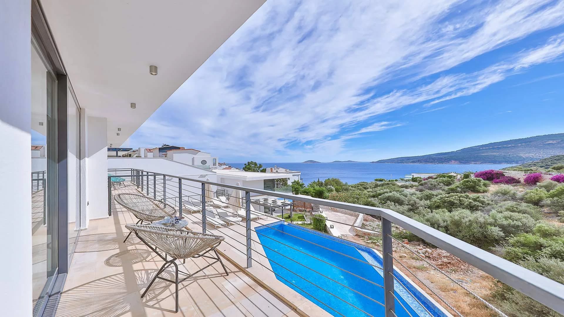 Kaş Kalkan'da Enfes Doğa Manzaralı, Özel Havuzlu, Kiralık Villa görsel 2