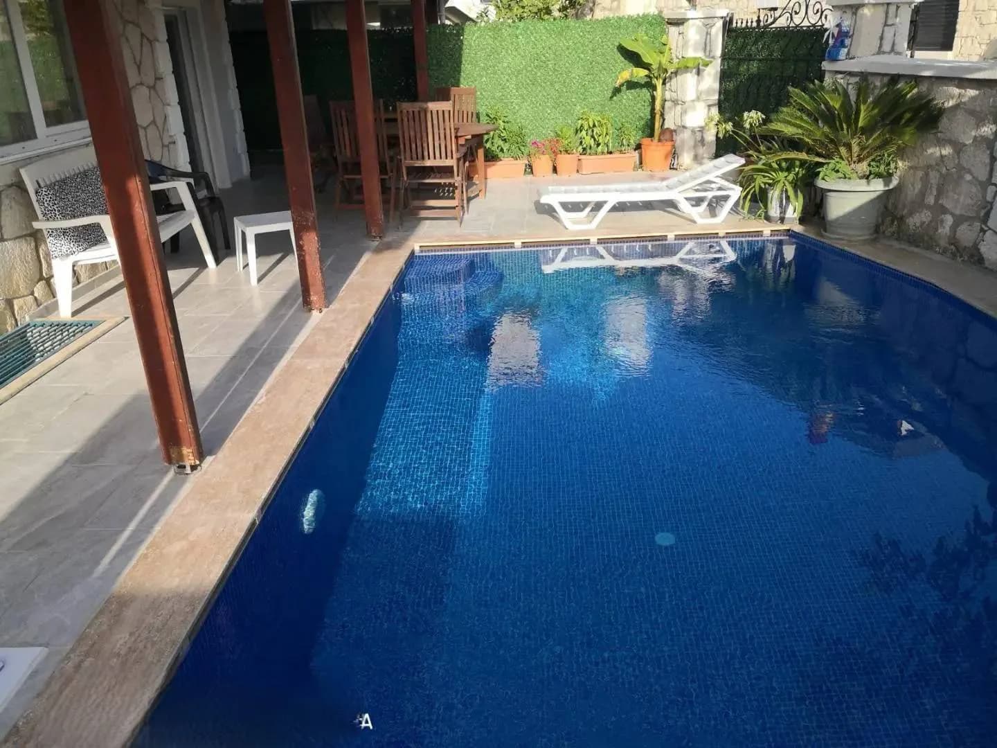 Çeşme Şifne'de Denize Yakın Konumda, Özel Havuzlu, 3+1, Konforlu Villa görsel 1