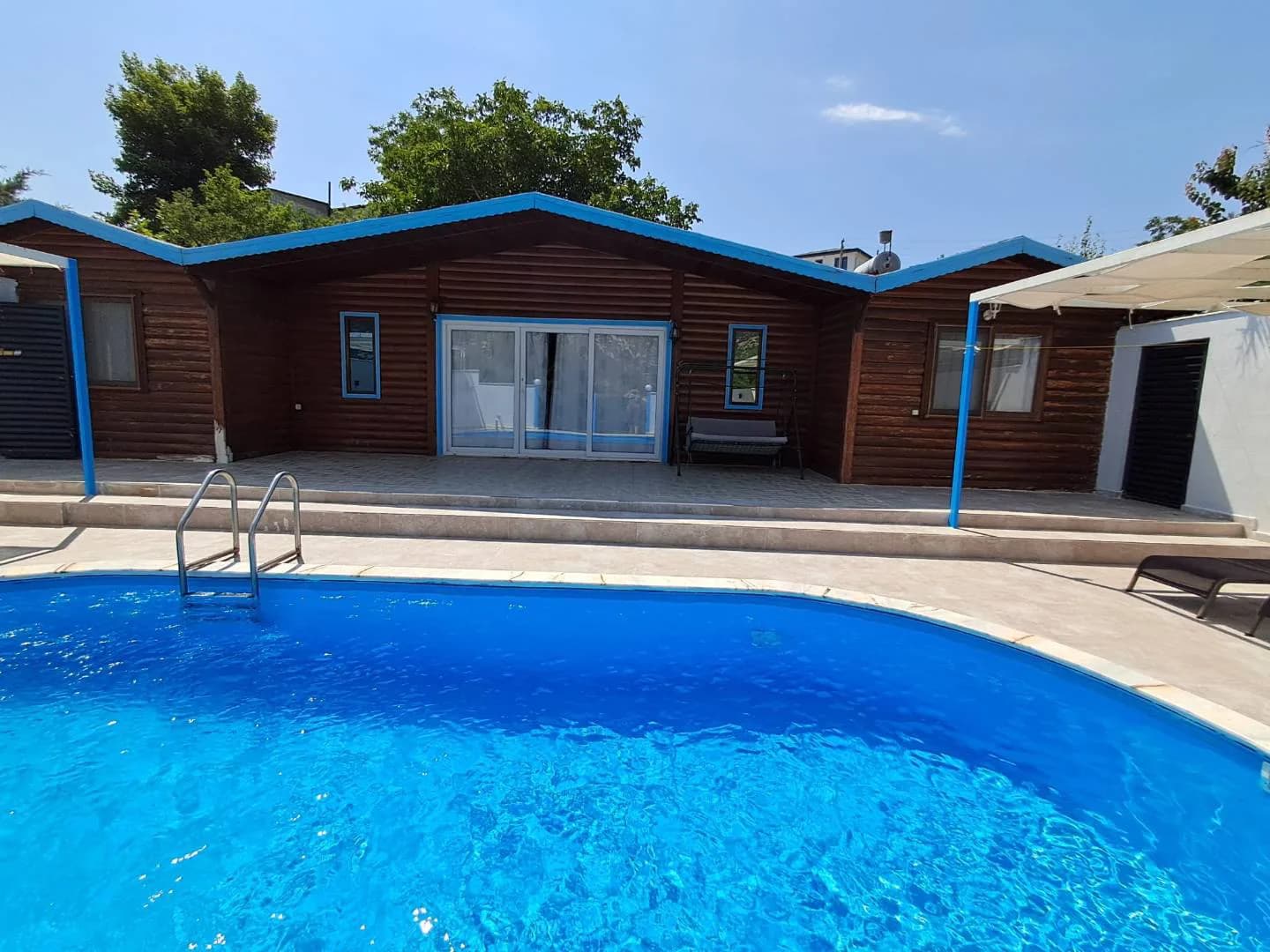 Kaş İslamlar'da Ahşap Mimarili, Korunaklı, Özel Havuzlu Kiralık Villa görsel 2