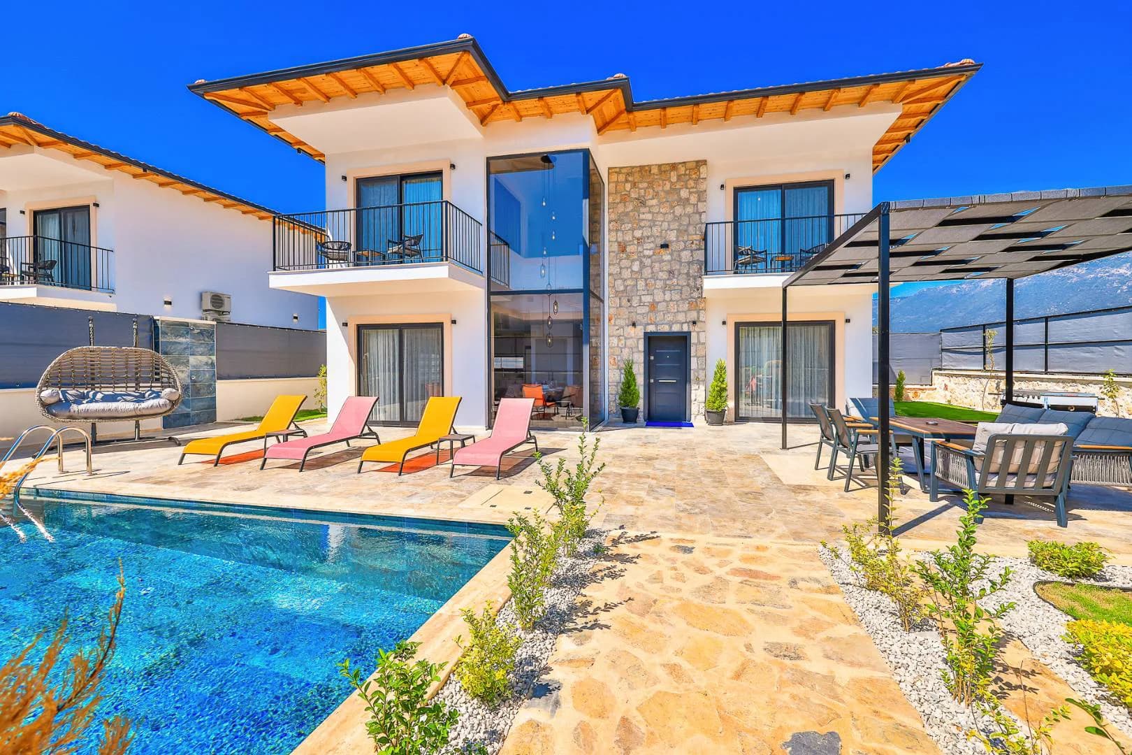 Kaş Andifli'de Muhteşem Orman Manzaralı, Özel Havuzlu, Kiralık Villa görsel 2