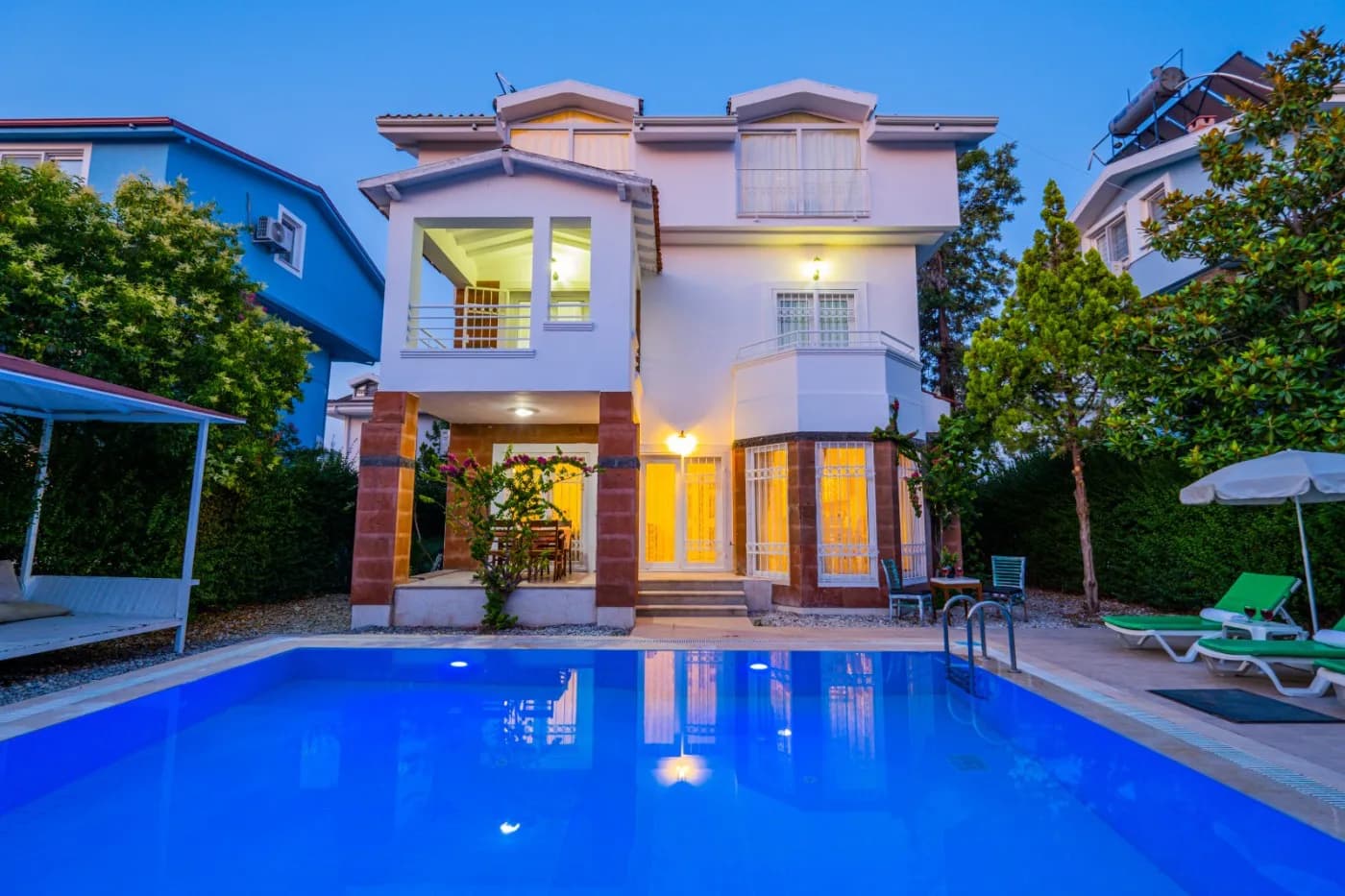 Fethiye Foça'da Doğa İle İç İçe, Özel Havuzlu, 5+1 Ferah Villa görsel 1
