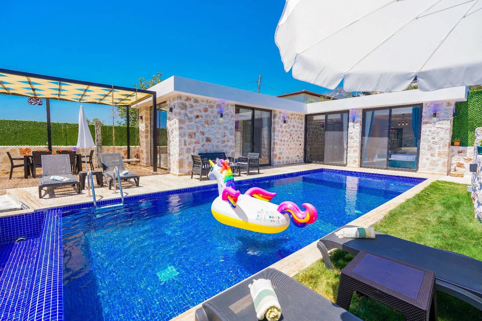 Kaş Bezirgan'da Doğa Manzaralı, Özel Havuzlu, Jakuzili, 2+1 Villa görsel 1