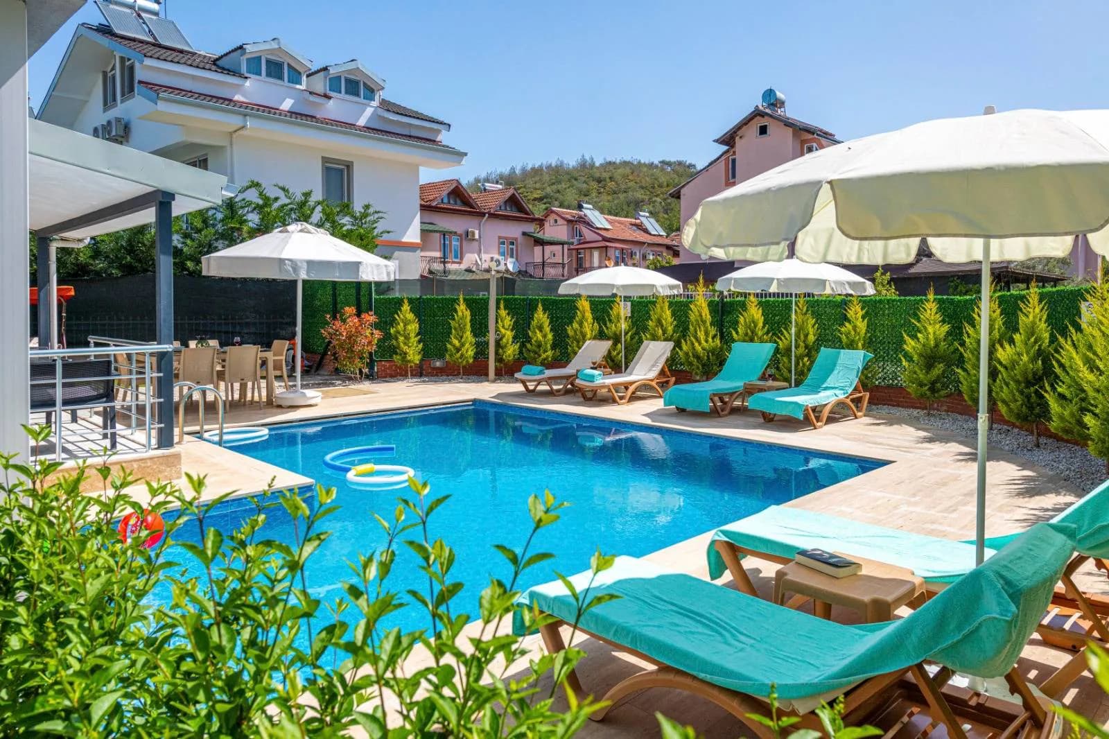 Fethiye Çiftlik'te Sakin Konumda, Özel Havuzlu, Modern Villa görsel 2