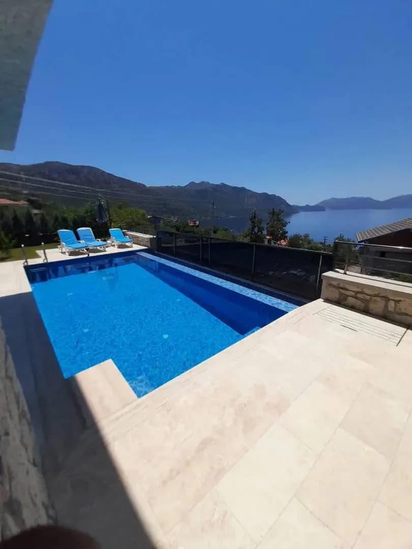 Muğla Marmaris'te Deniz ve Doğa Manzaralı, Özel Havuzlu, Kiralık Villa görsel 3