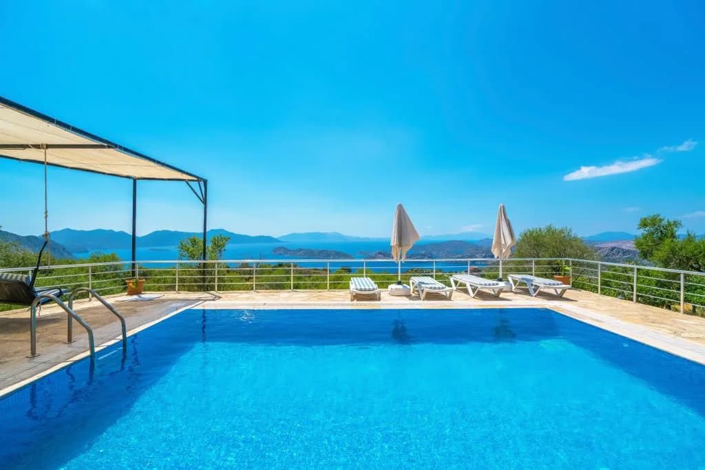 Marmaris Söğüt'de Muhteşem Deniz Manzaralı, Özel Havuzlu, Lüks Villa görsel 2