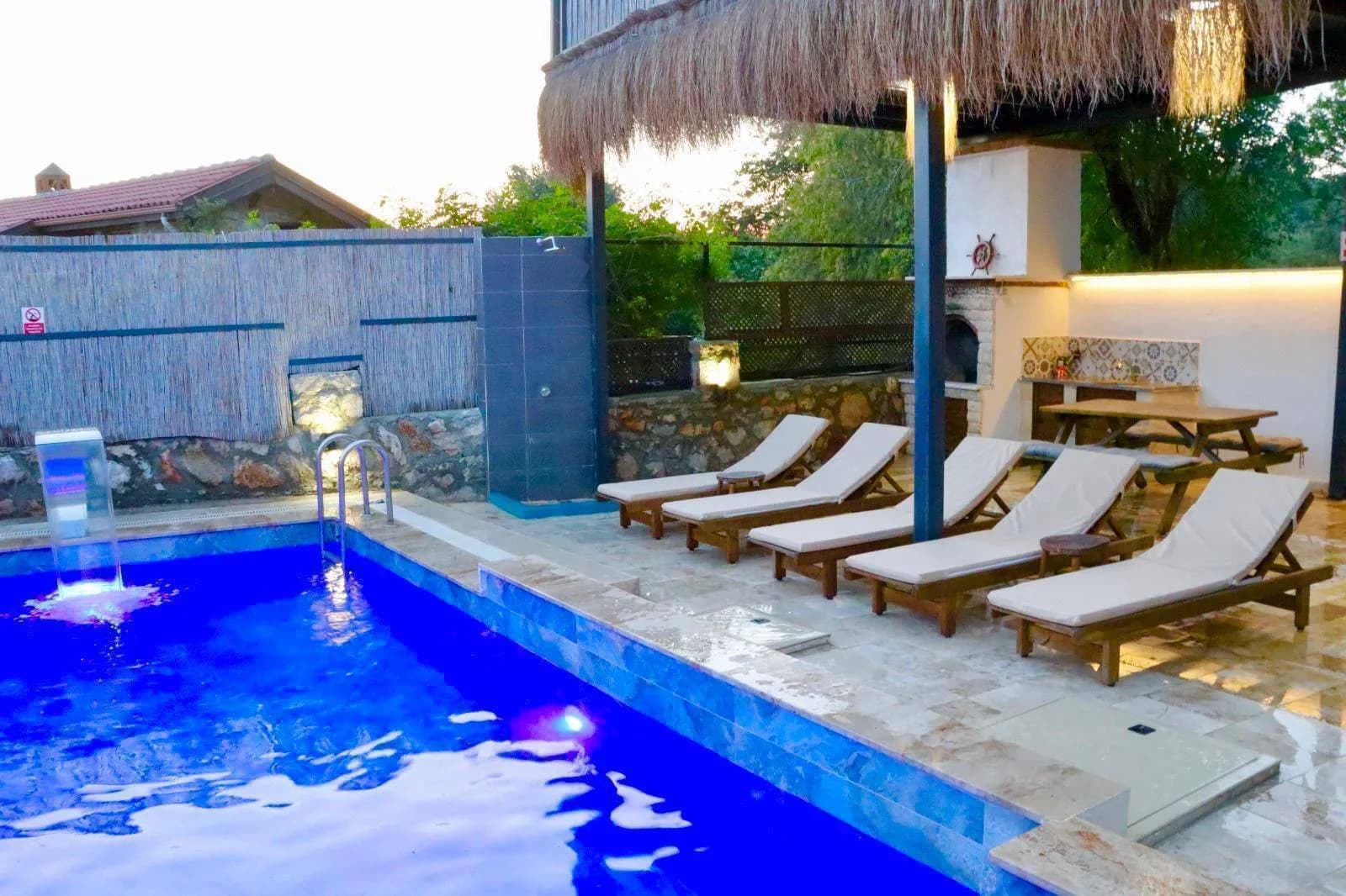 Marmaris Söğüt'te Deniz ve Doğa Manzaralı, Özel Havuzlu, 2+1 Villa görsel 2