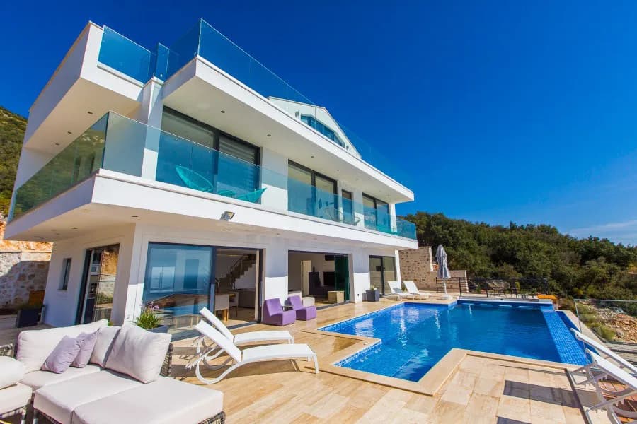 Kaş Kalkan'da Denize Yakın, Sinema Odalı, Lüks Villa görsel 1