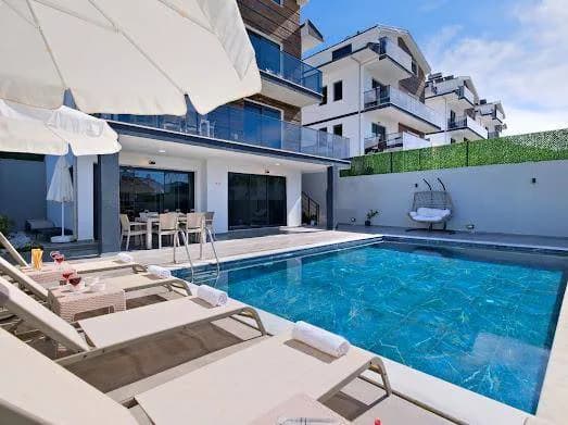 Fethiye Ovacık'ta Kalabalık Ailelere Uygun, Özel Havuzlu, Modern Villa görsel 2