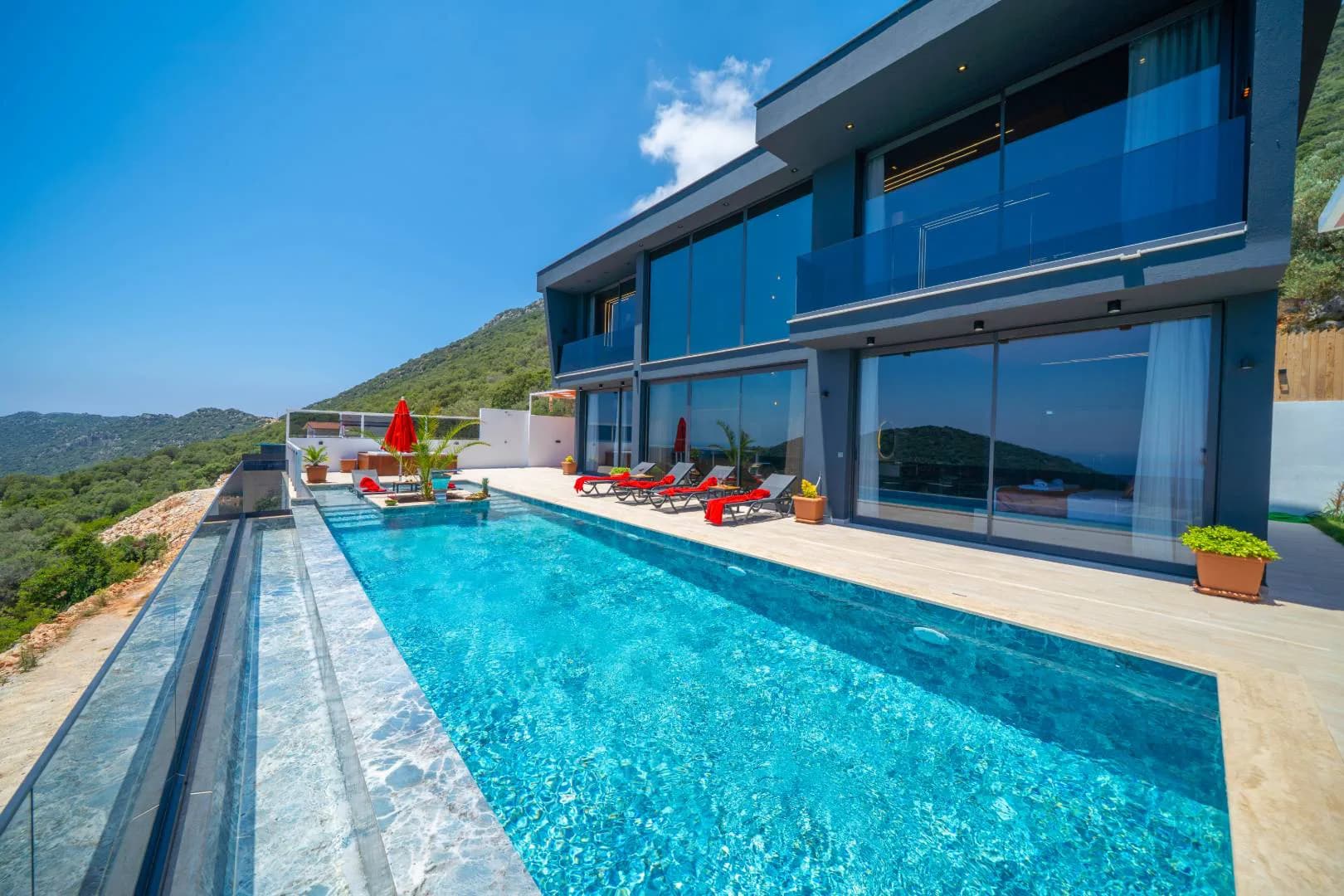 Kaş Belenli'de Deniz ve Doğa Manzaralı, Özel Havuzlu, 3+1 Villa görsel 2