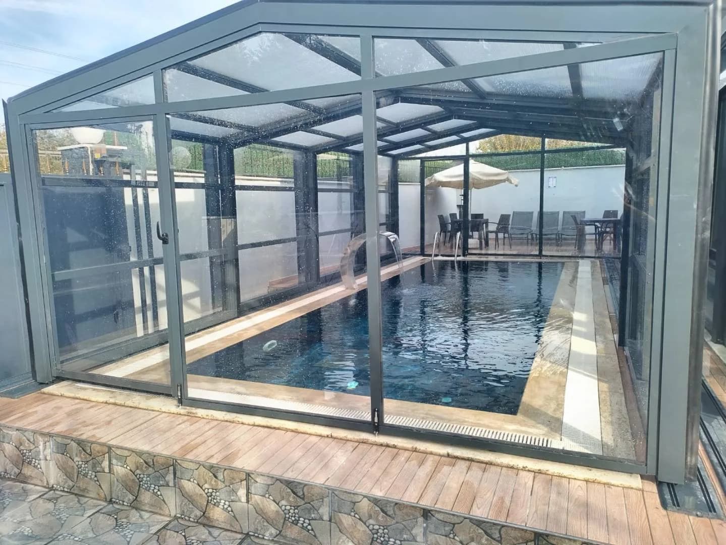 kırkpınar merkezde müstakil havuzlu lüx villa görsel 1