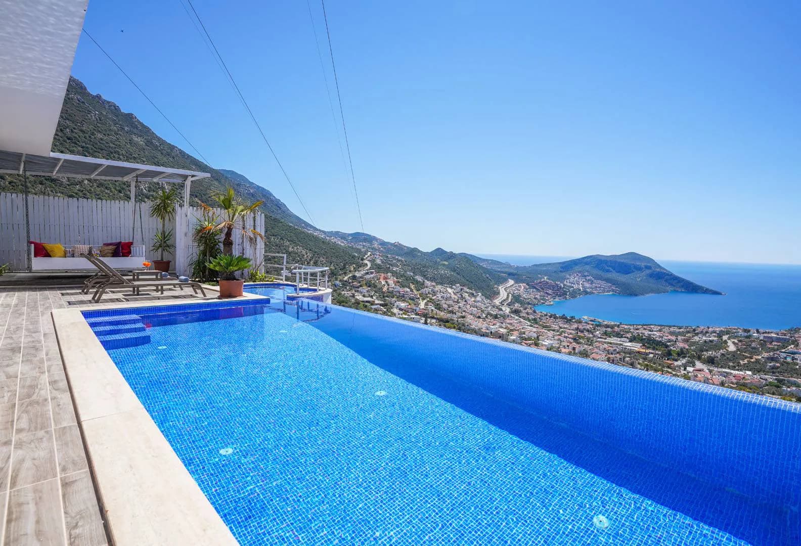 Kaş İslamlar'da Deniz Manzaralı, Sonsuzluk Havuzlu, Nezih Villa görsel 1