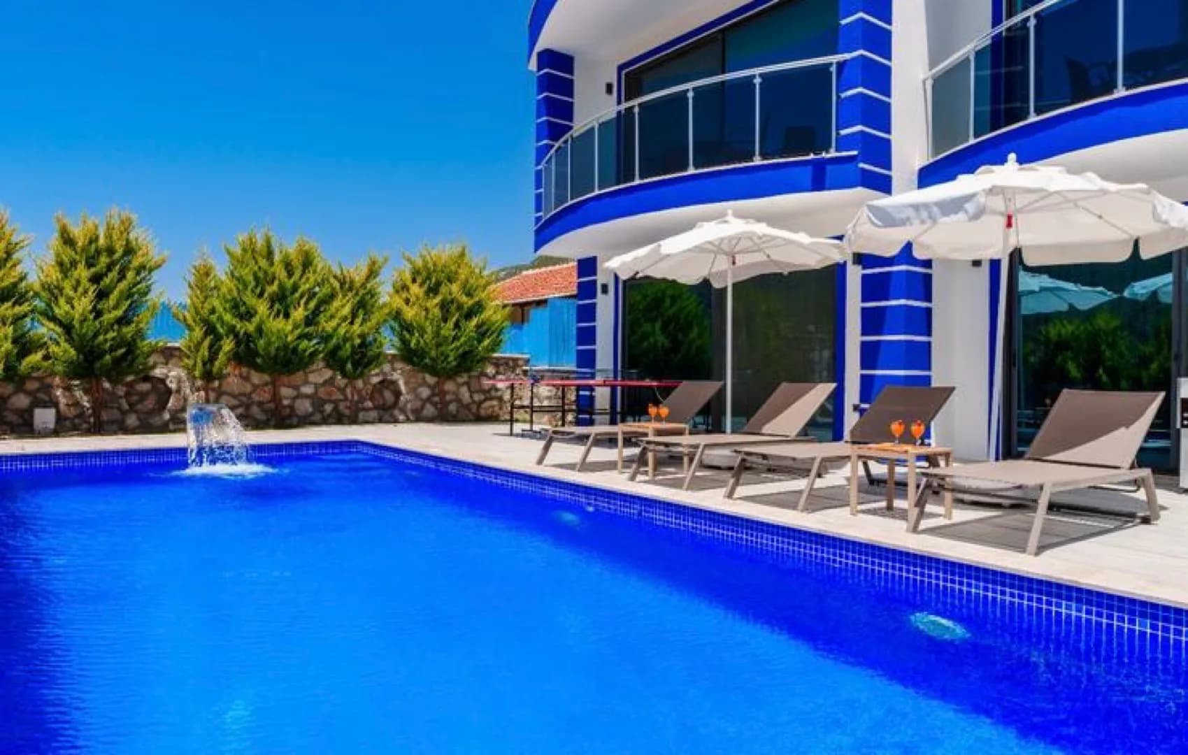 Kaş Sarıbelen'de Sakin Konumda, Özel Havuzlu, Kiralık Villa görsel 1