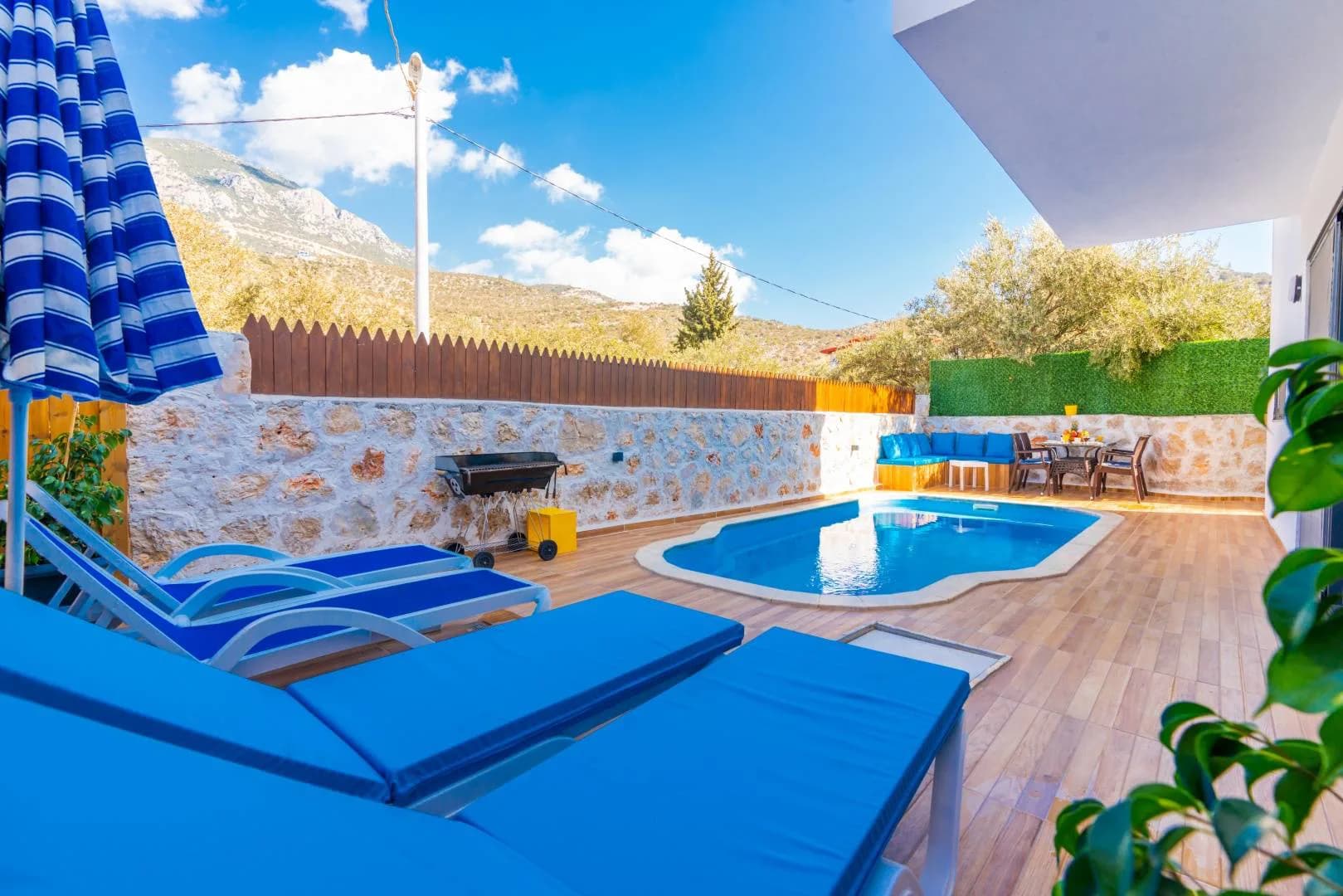 Kaş Bezirgan'da Sakin Konumda, Özel Havuzlu, Jakuzili Villa görsel 2
