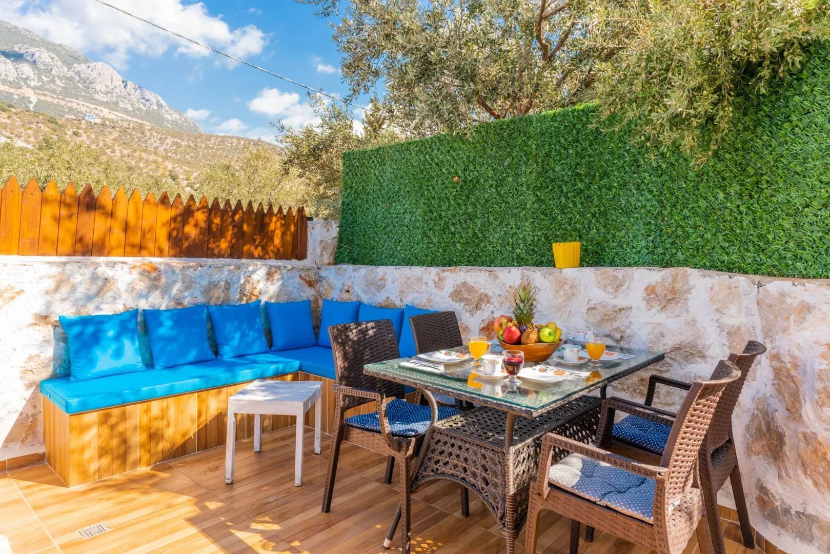 Kaş Bezirgan'da Sakin Konumda, Özel Havuzlu, Jakuzili Villa görsel 3