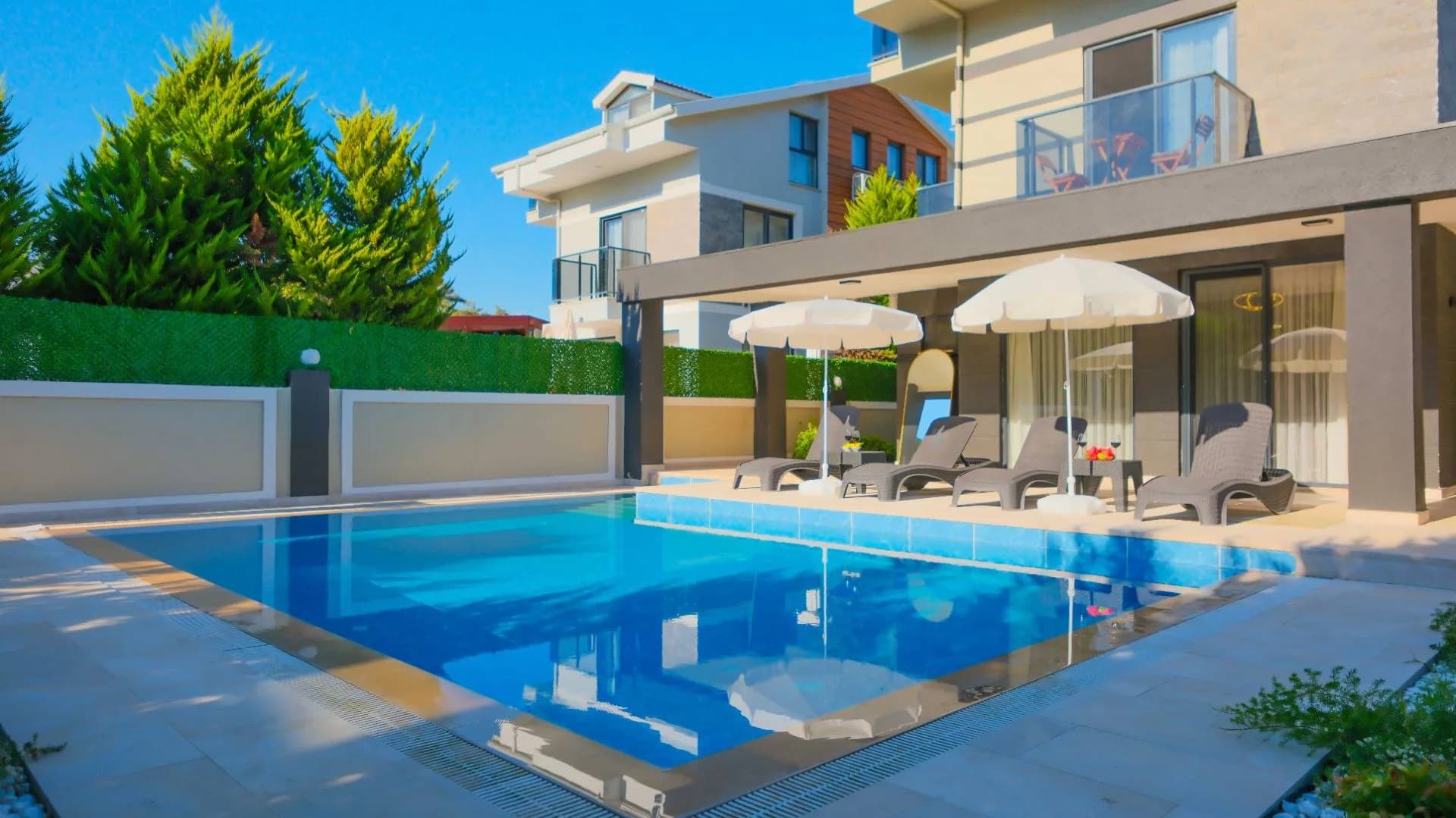 Fethiye Ölüdeniz'de Kalabalık Ailelere Uygun, Özel Havuzlu, 5+1 Villa görsel 3