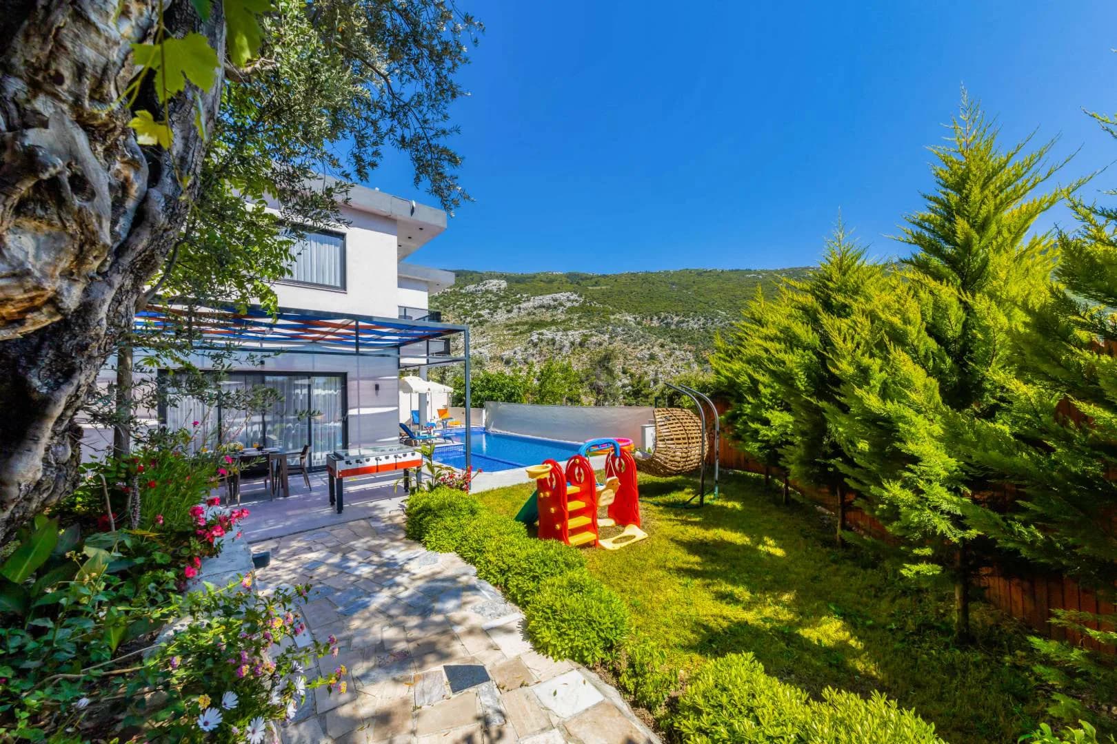 Kaş İslamlar'da Muhteşem Doğada, Özel Havuzlu, Jakuzili Villa görsel 3