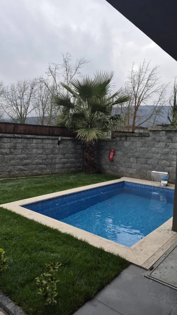 Sapanca Kırkpınar'da Nezih Konumda, Isıtmalı Havuzlu, Lüks Villa görsel 3