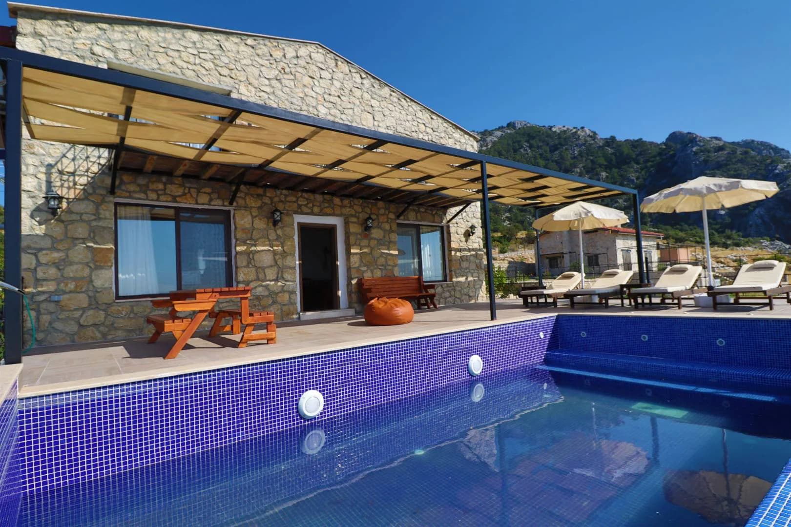 Fethiye Karaağaç'ta Deniz Manzaralı, Özel Havuzlu, 6 Kişilik Villa görsel 2