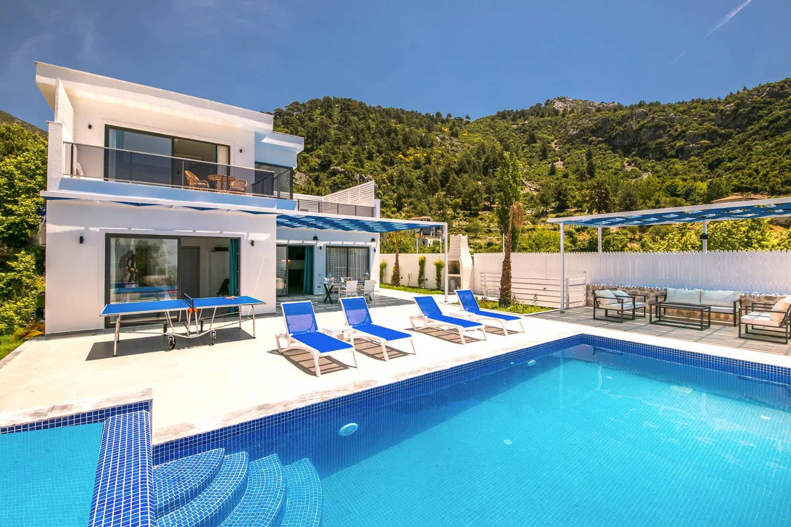 Kaş İslamlar'da Göz Alıcı Doğa Manzaralı, Özel Havuzlu, Bahçeli Villa görsel 1