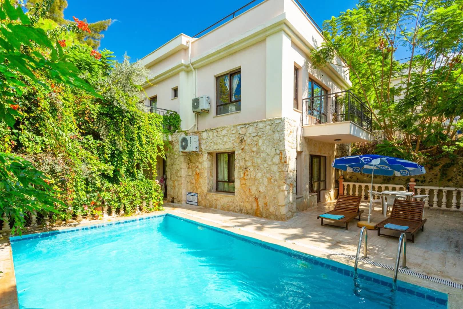 Kaş Kalkan'da Geniş Ailelere Uygun, Özel Havuzlu, 6 Kişilik Villa görsel 1