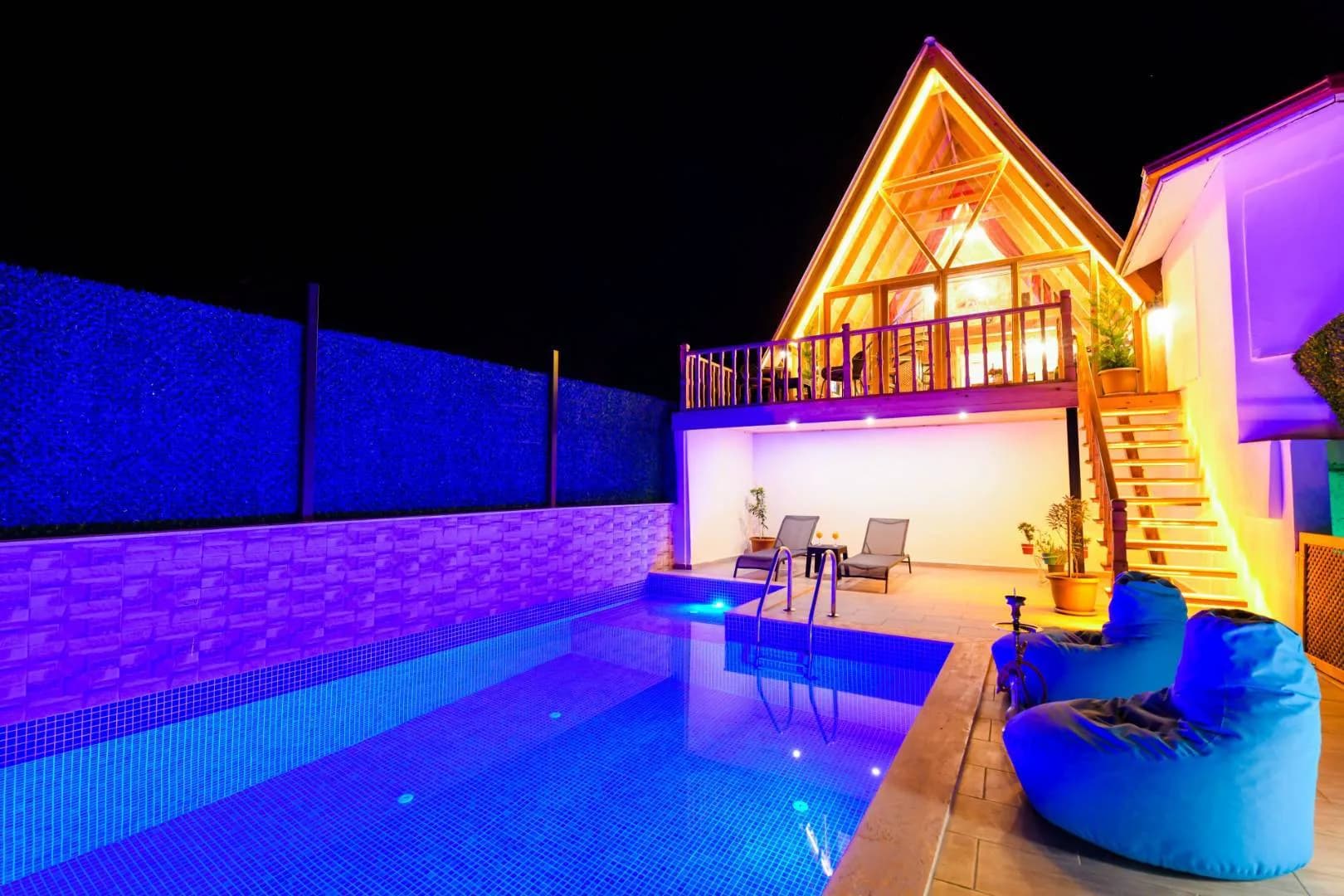 Kaş Bezirgan'da Doğa Manzaralı, Özel Havuzlu, Kiralık Bungalov görsel 1