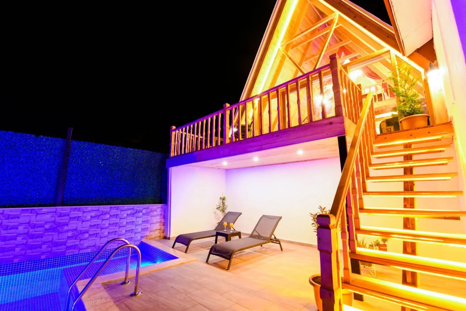 Kaş Bezirgan'da Doğa Manzaralı, Özel Havuzlu, Kiralık Bungalov görsel 2