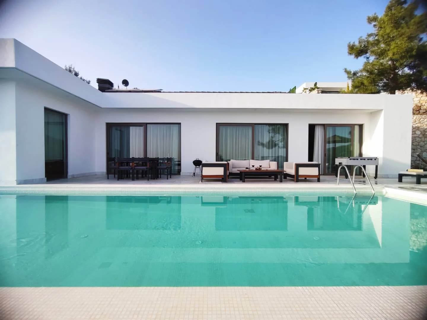 Kaş İslamlar'da Çekirdek Ailelere Uygun, Özel Havuzlu Modern Villa görsel 2