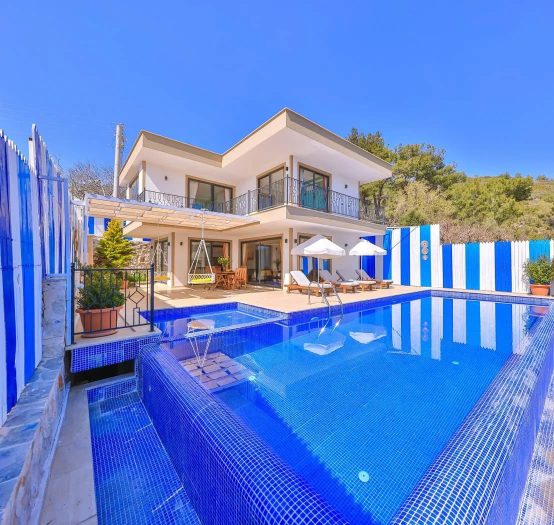 Kaş İslamlar'da Şehrin Gürültüsünden Uzakta, Özel Havuzlu, Kiralık Villa görsel 1