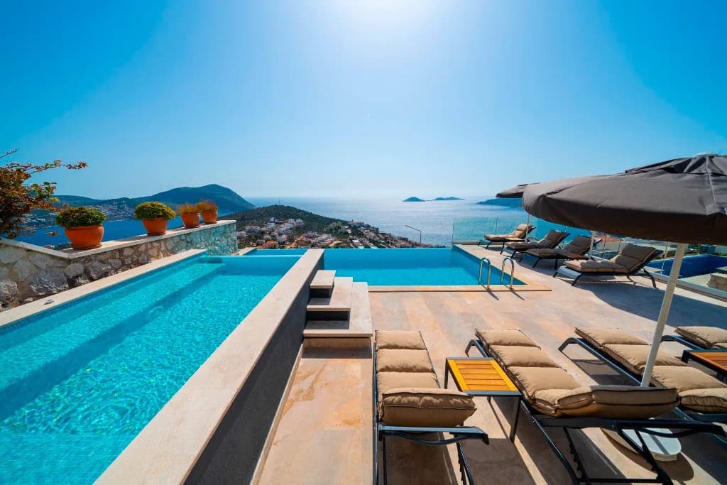 Kaş Kalkan'da Büyüleyici Deniz Manzaralı, Özel Havuzlu, Lüks Villa görsel 2