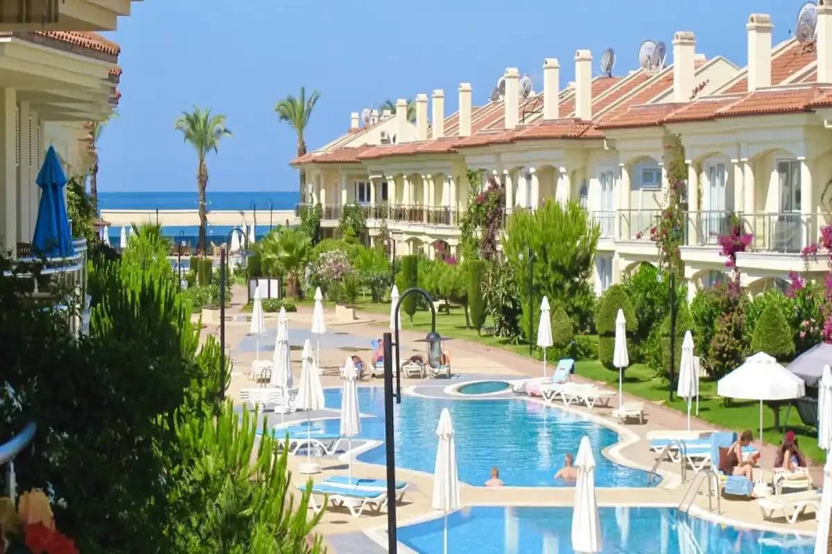 Fethiye Karagedik'te Denize Yakın Konumda, Ortak Havuzlu, Kiralık Suit görsel 1